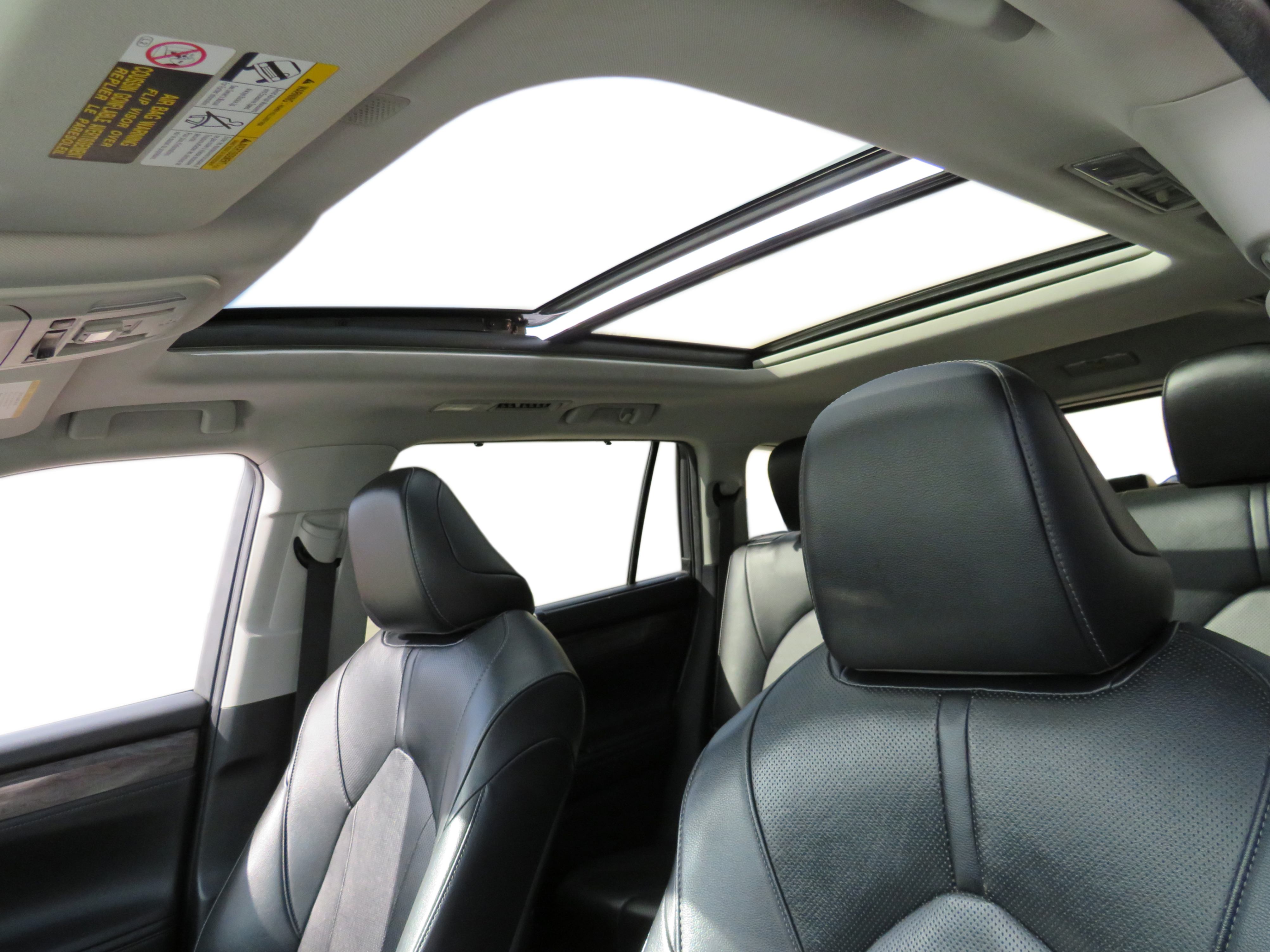 /laautomotive/2020-Toyota-Highlander-6352153640432774.jpg