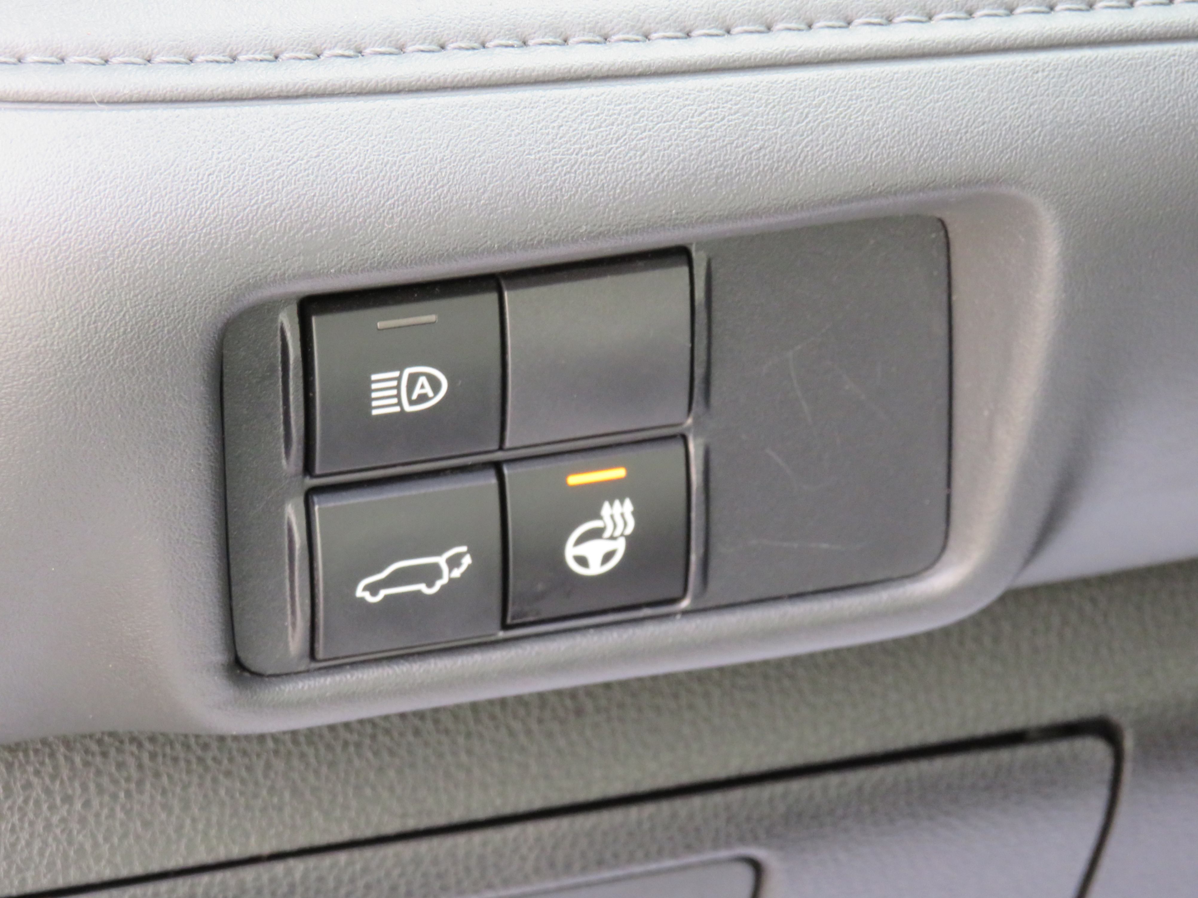 /laautomotive/2020-Toyota-Highlander-9806698024372071.jpg