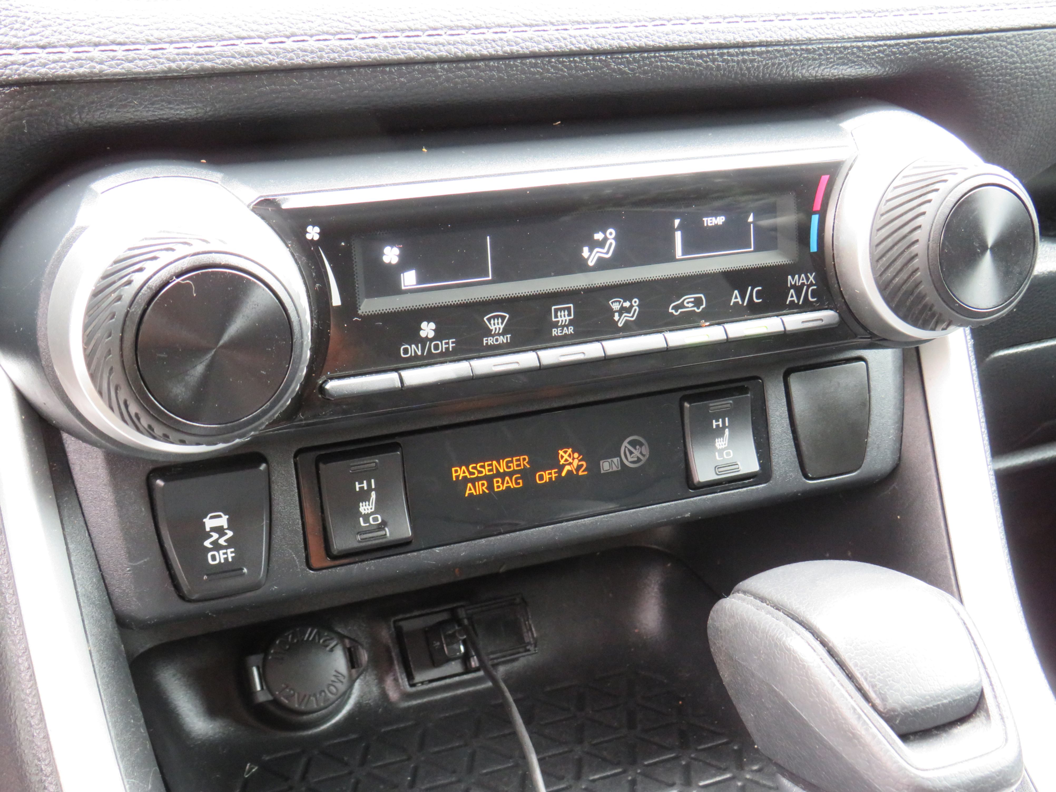 /laautomotive/2020-Toyota-RAV4-491368775693368.jpg