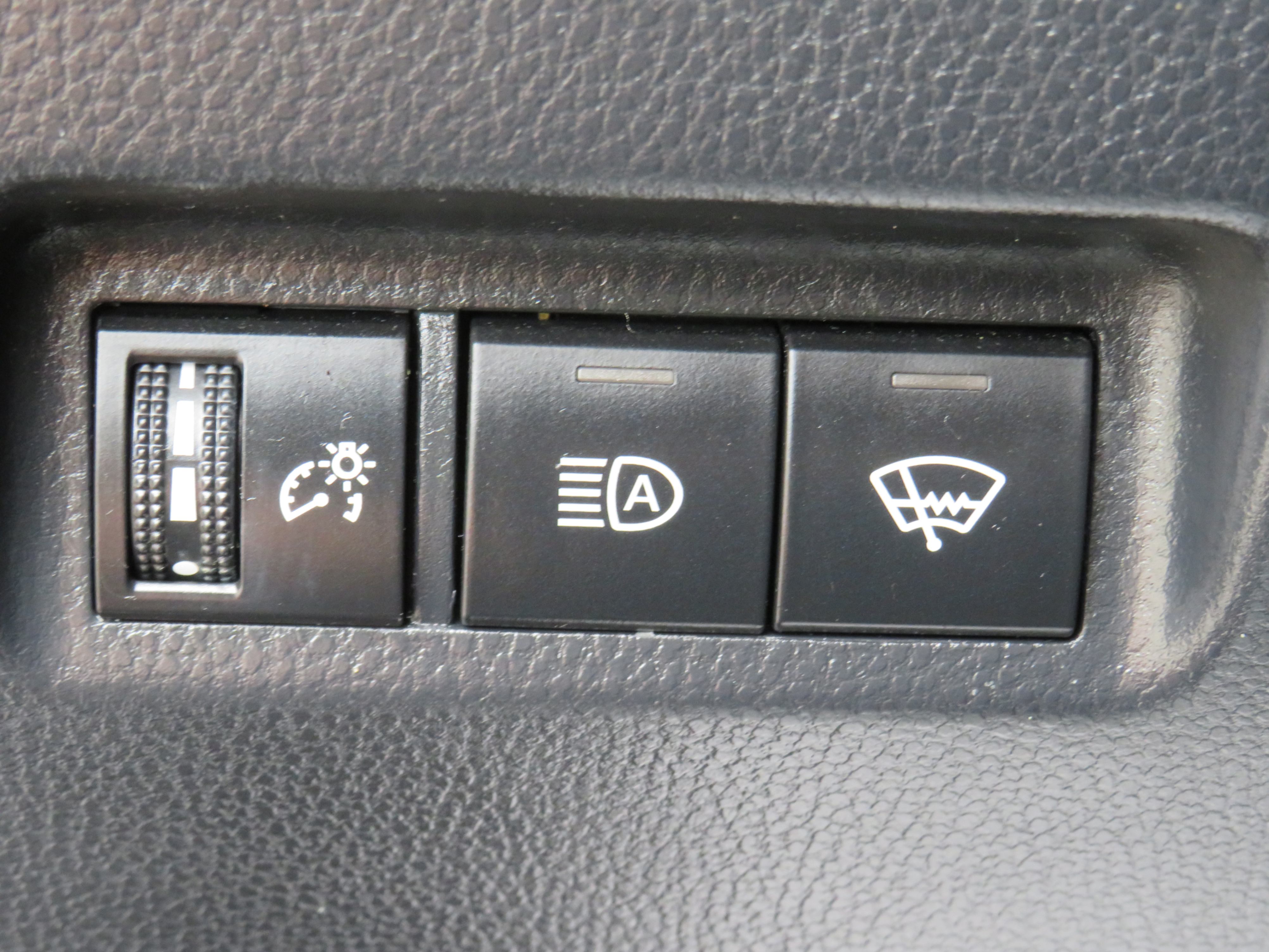 /laautomotive/2020-Toyota-RAV4-9026392046700711.jpg