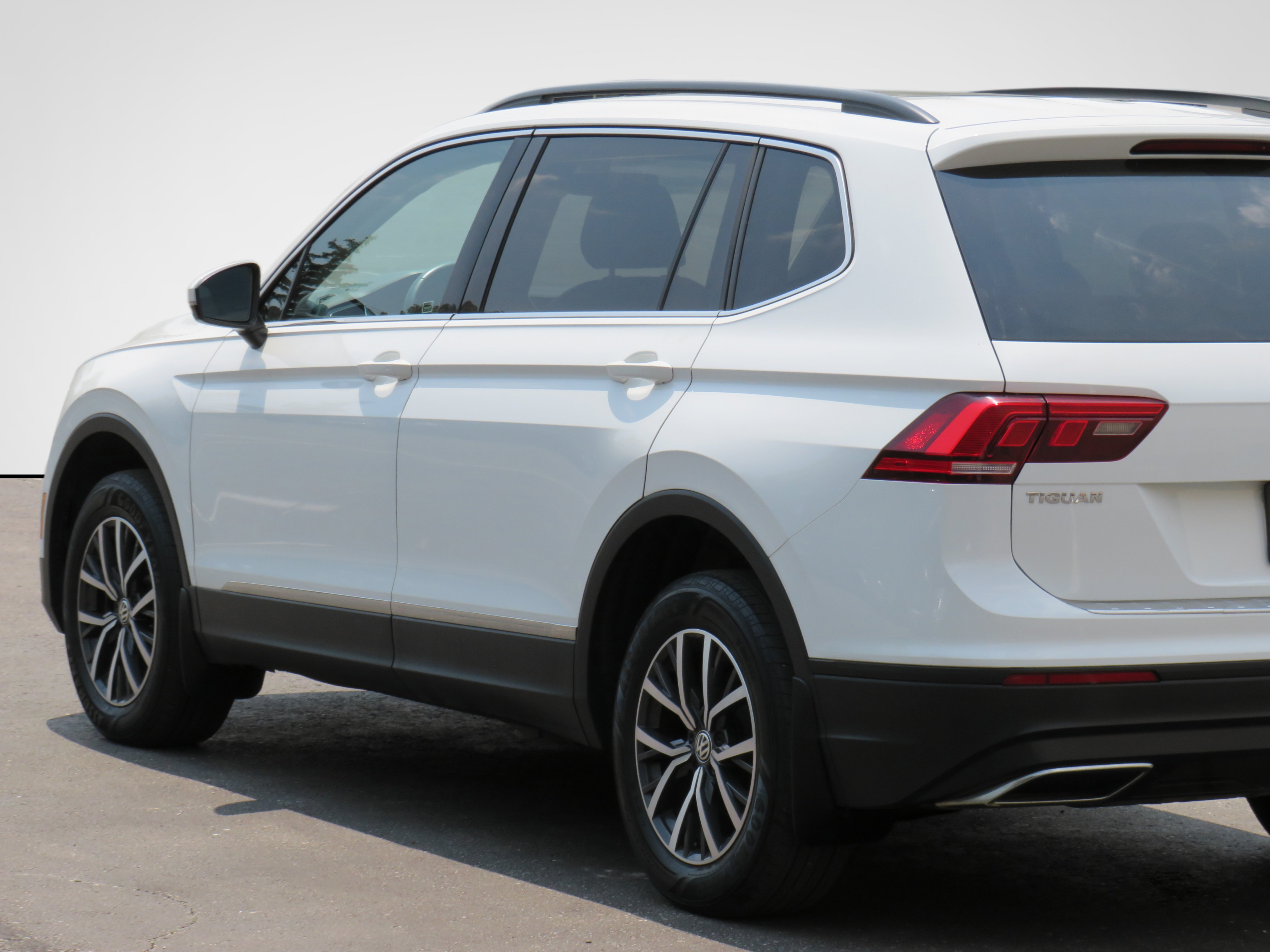 /laautomotive/2020-Volkswagen-Tiguan-293209899886411.jpg