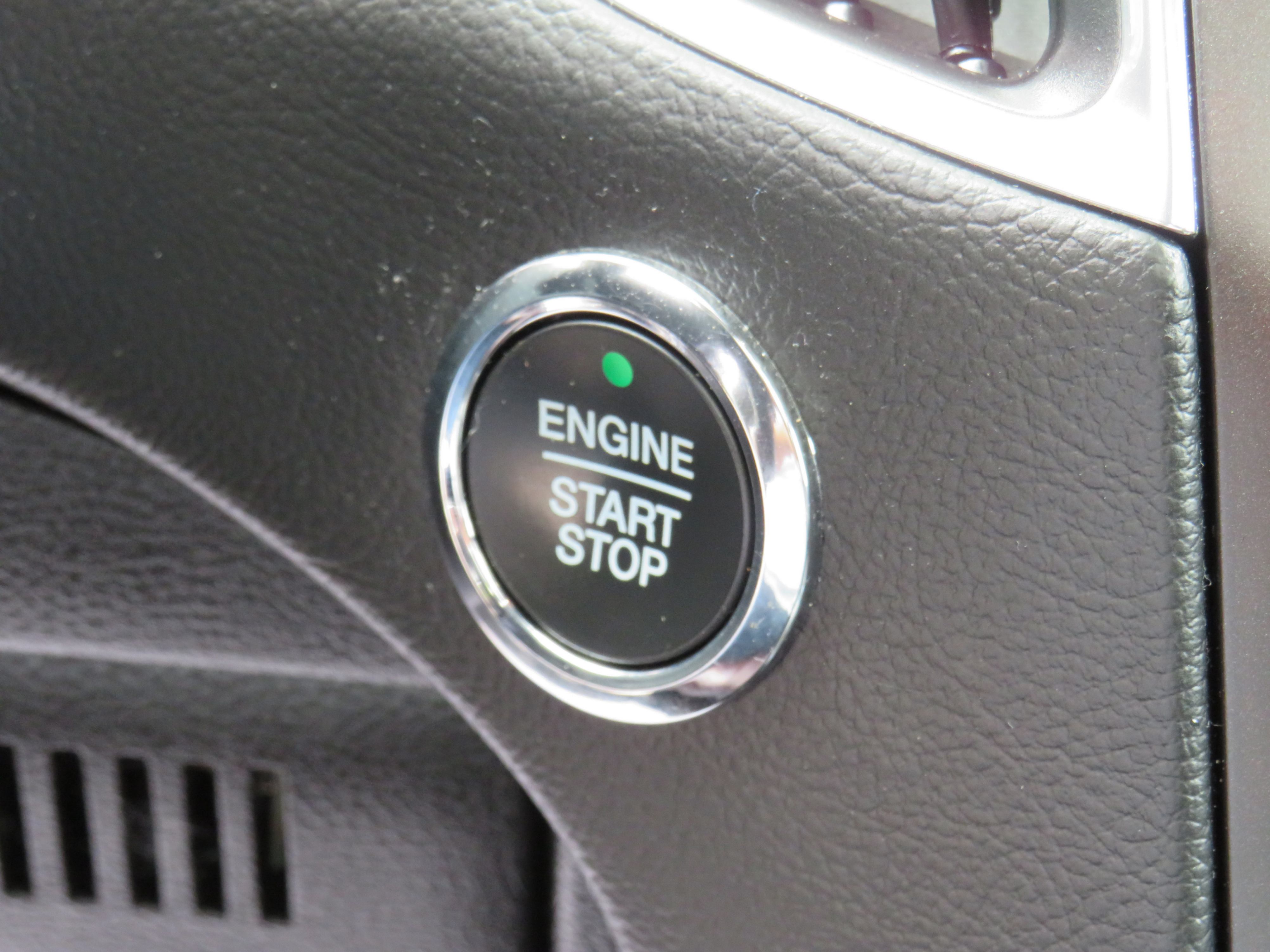 /laautomotive/2021-Ford-Edge-07551976547383443.jpg