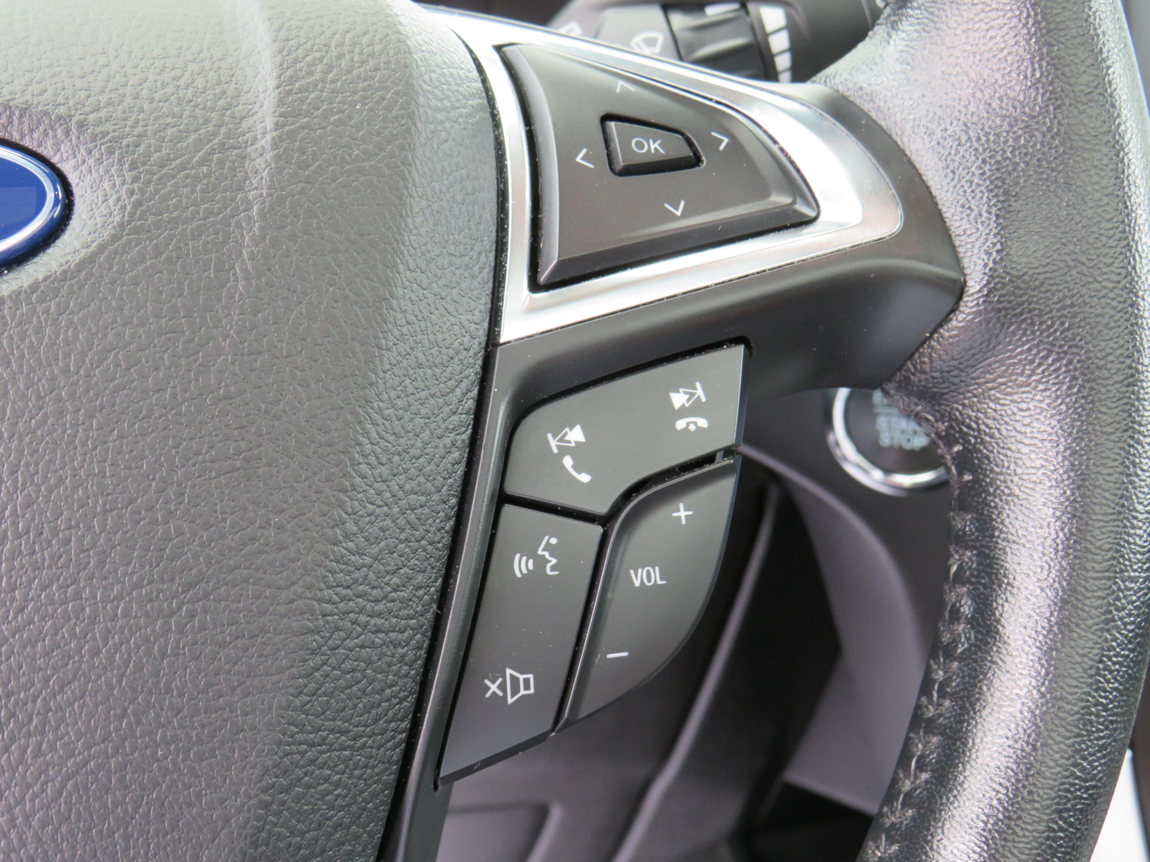 /laautomotive/2021-Ford-Edge-09717333295529529.jpg