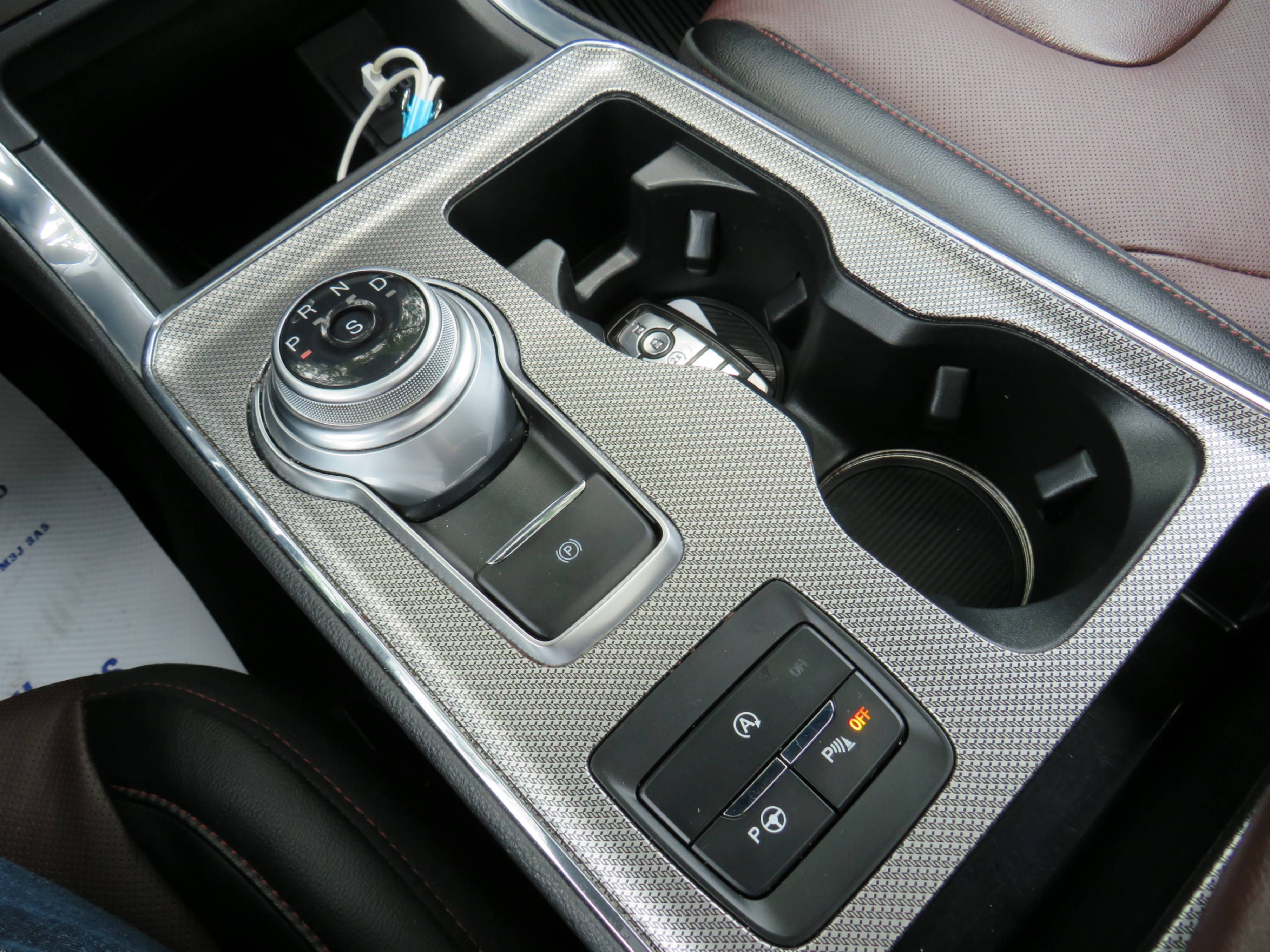/laautomotive/2021-Ford-Edge-23074622975297499.jpg