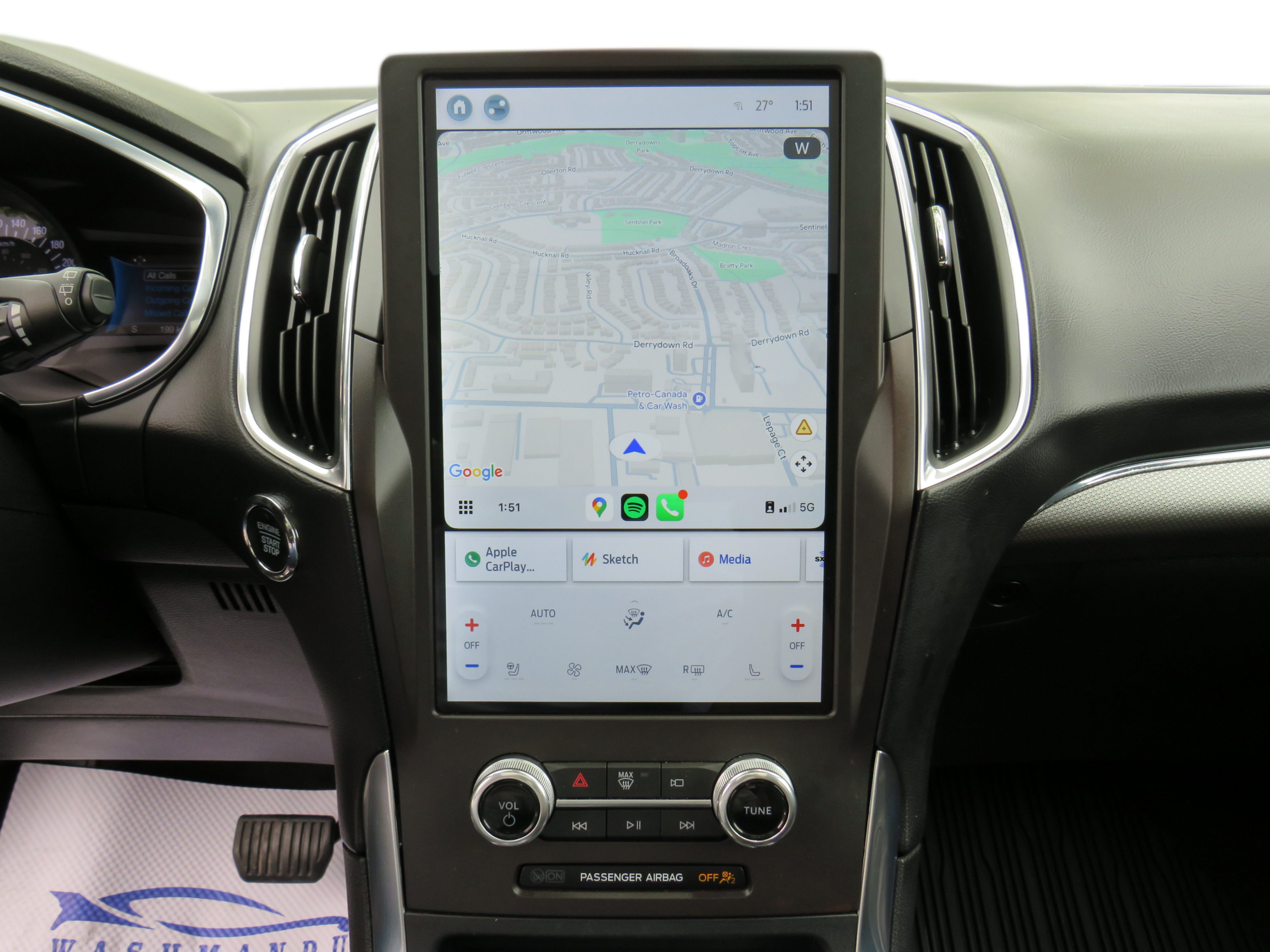 /laautomotive/2021-Ford-Edge-5907682797105378.jpg