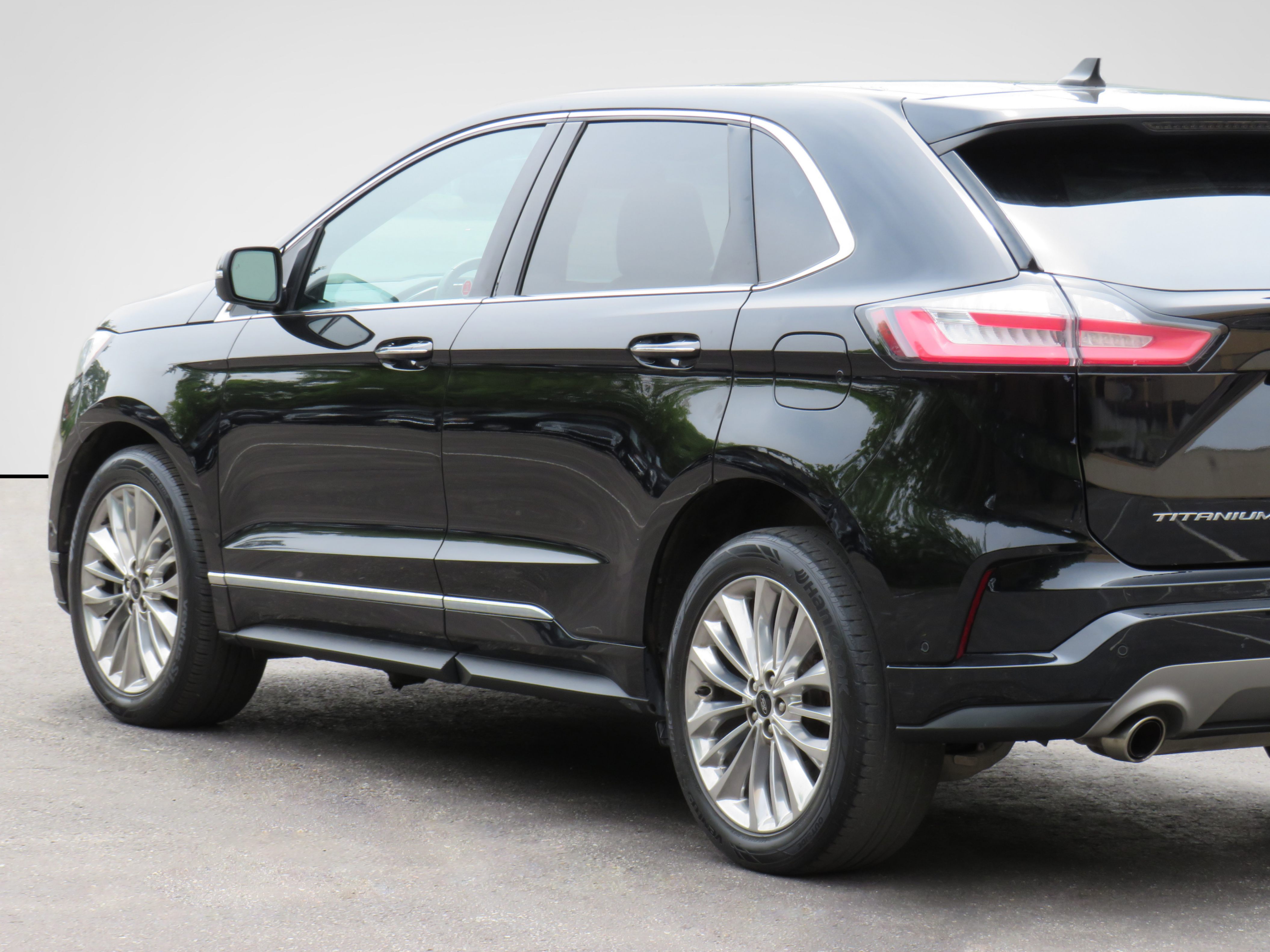 /laautomotive/2021-Ford-Edge-6735360018419208.jpg