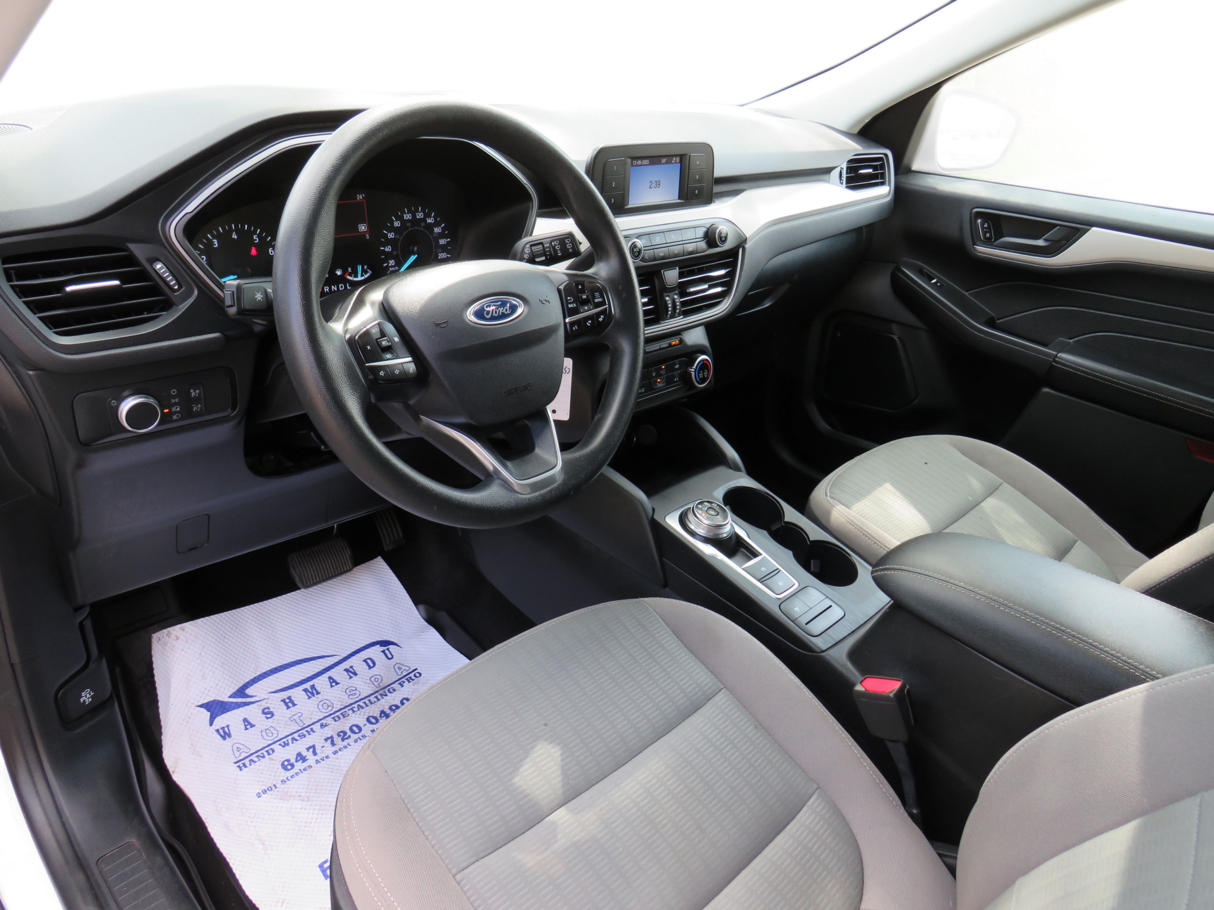 /laautomotive/2021-Ford-Escape-3983662727140804.jpg