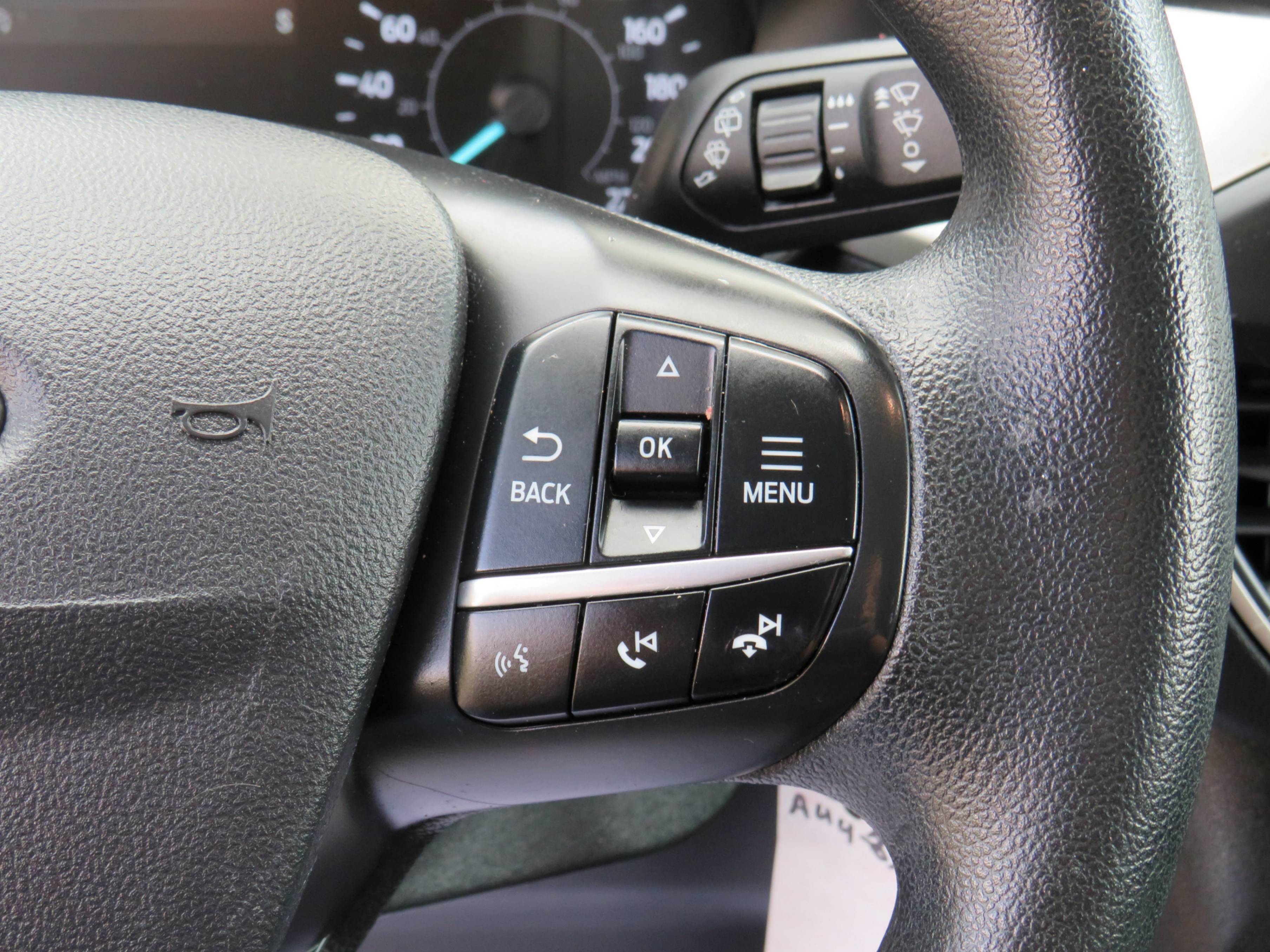 /laautomotive/2021-Ford-Escape-40138947755296517.jpg