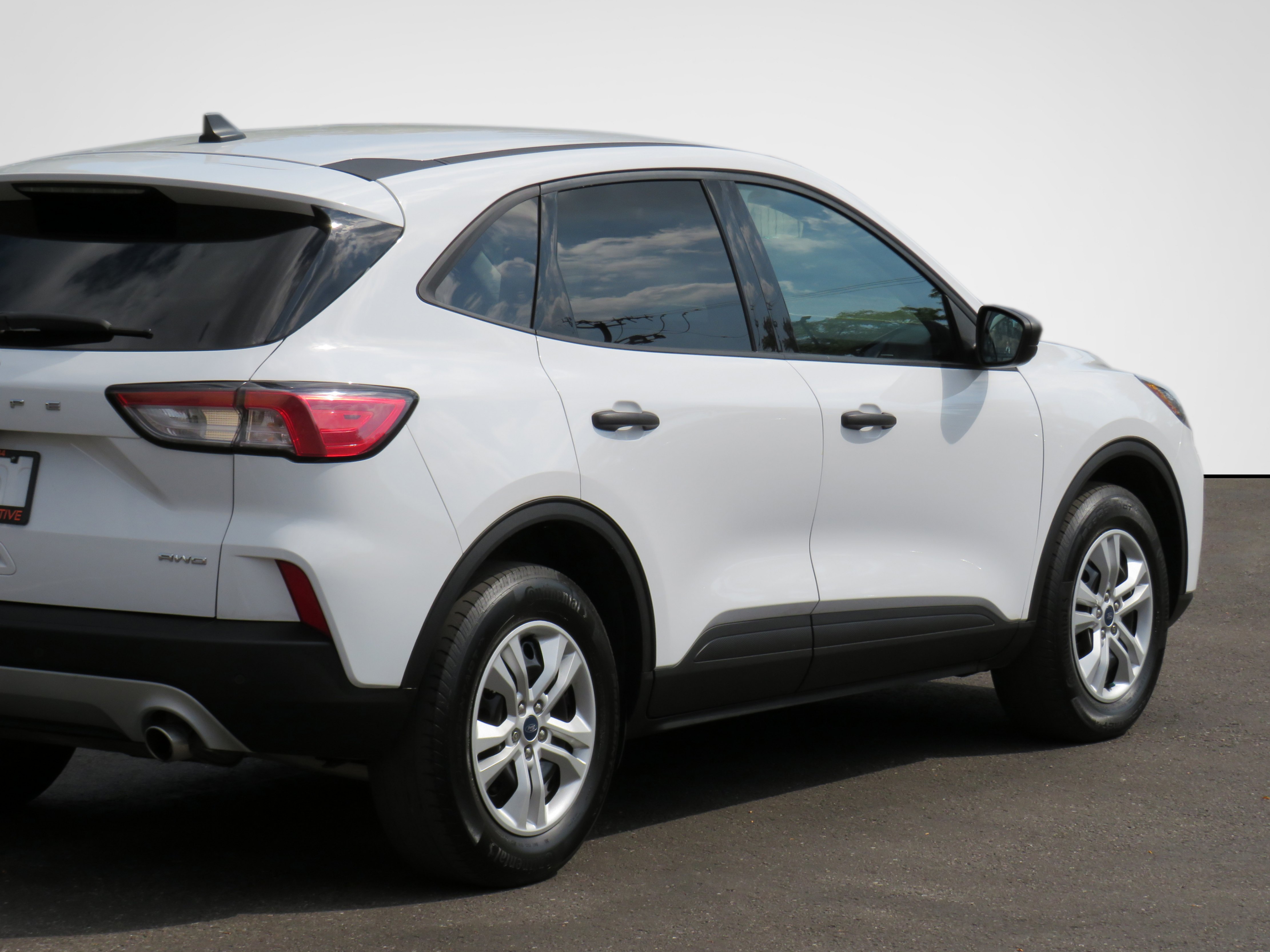 /laautomotive/2021-Ford-Escape-8598281953047286.jpg