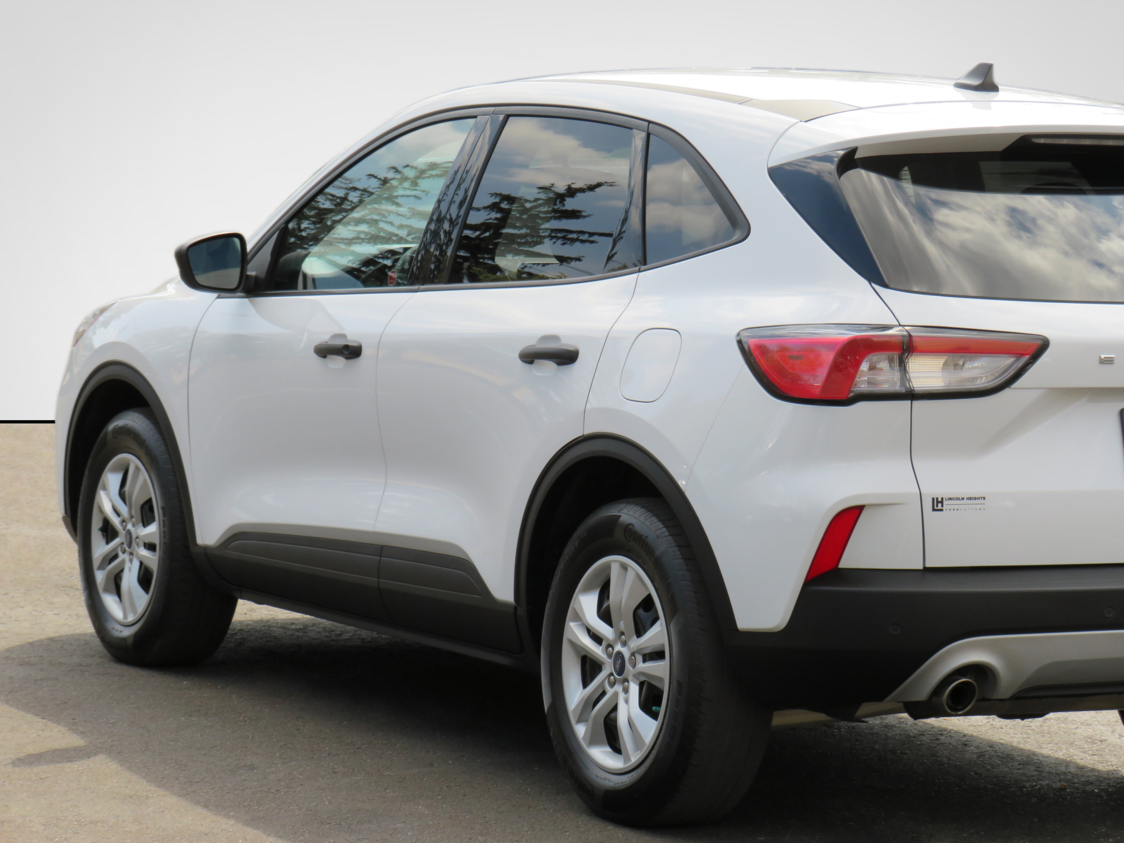 /laautomotive/2021-Ford-Escape-9402241499300572.jpg