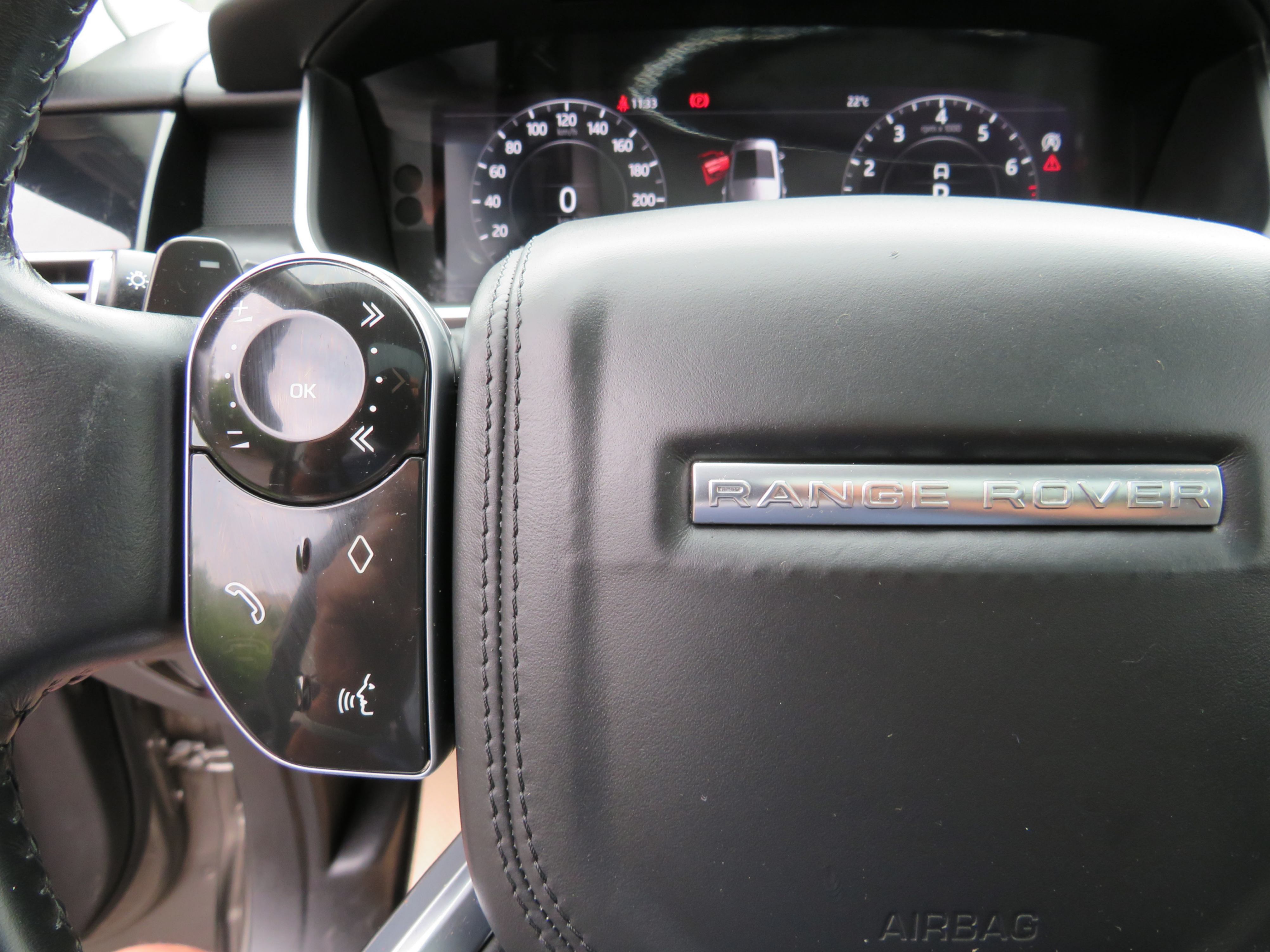 /laautomotive/2021-LandRover-RangeRover-0756729374334526.jpg