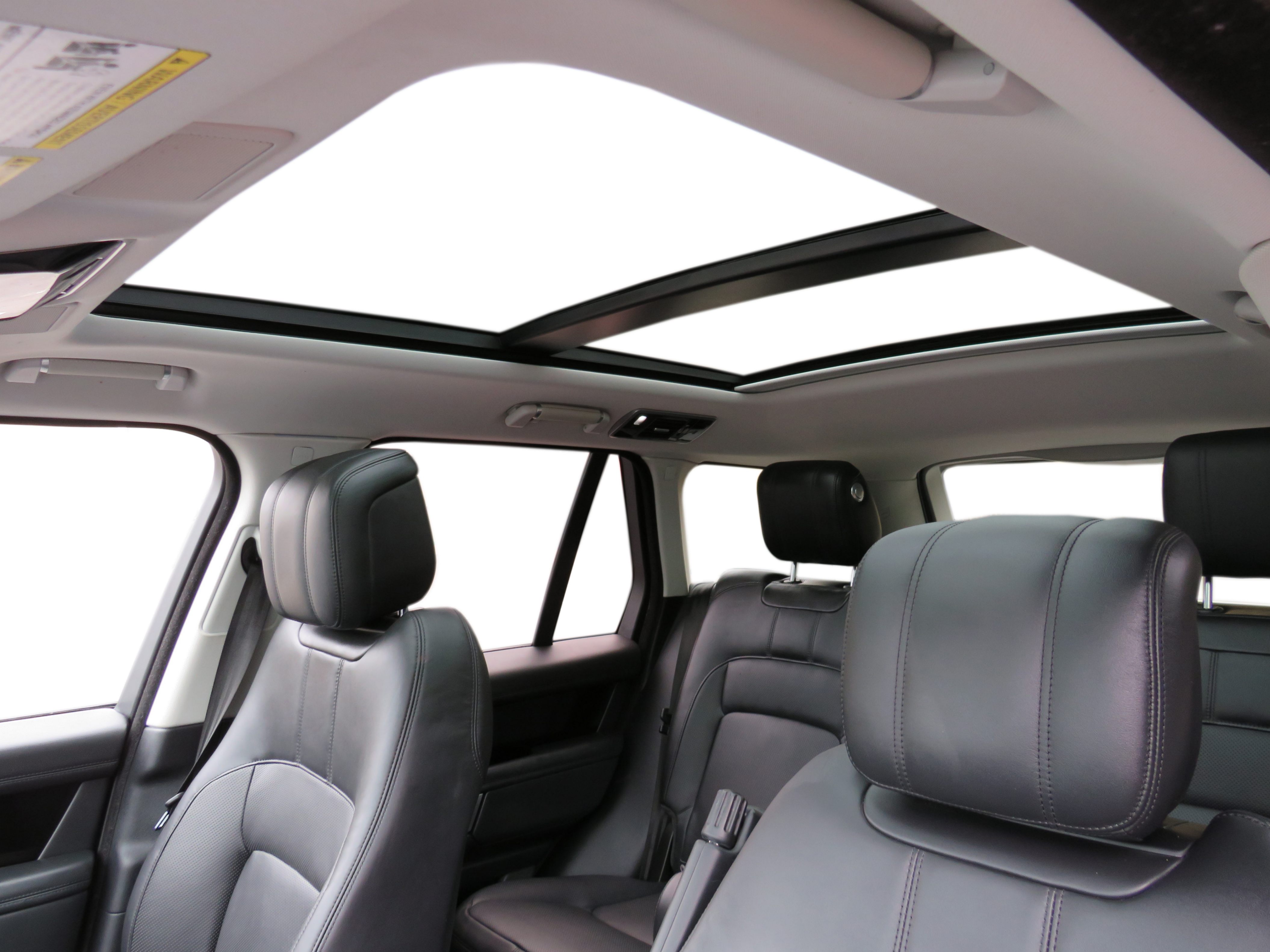 /laautomotive/2021-LandRover-RangeRover-30062136645727167.jpg