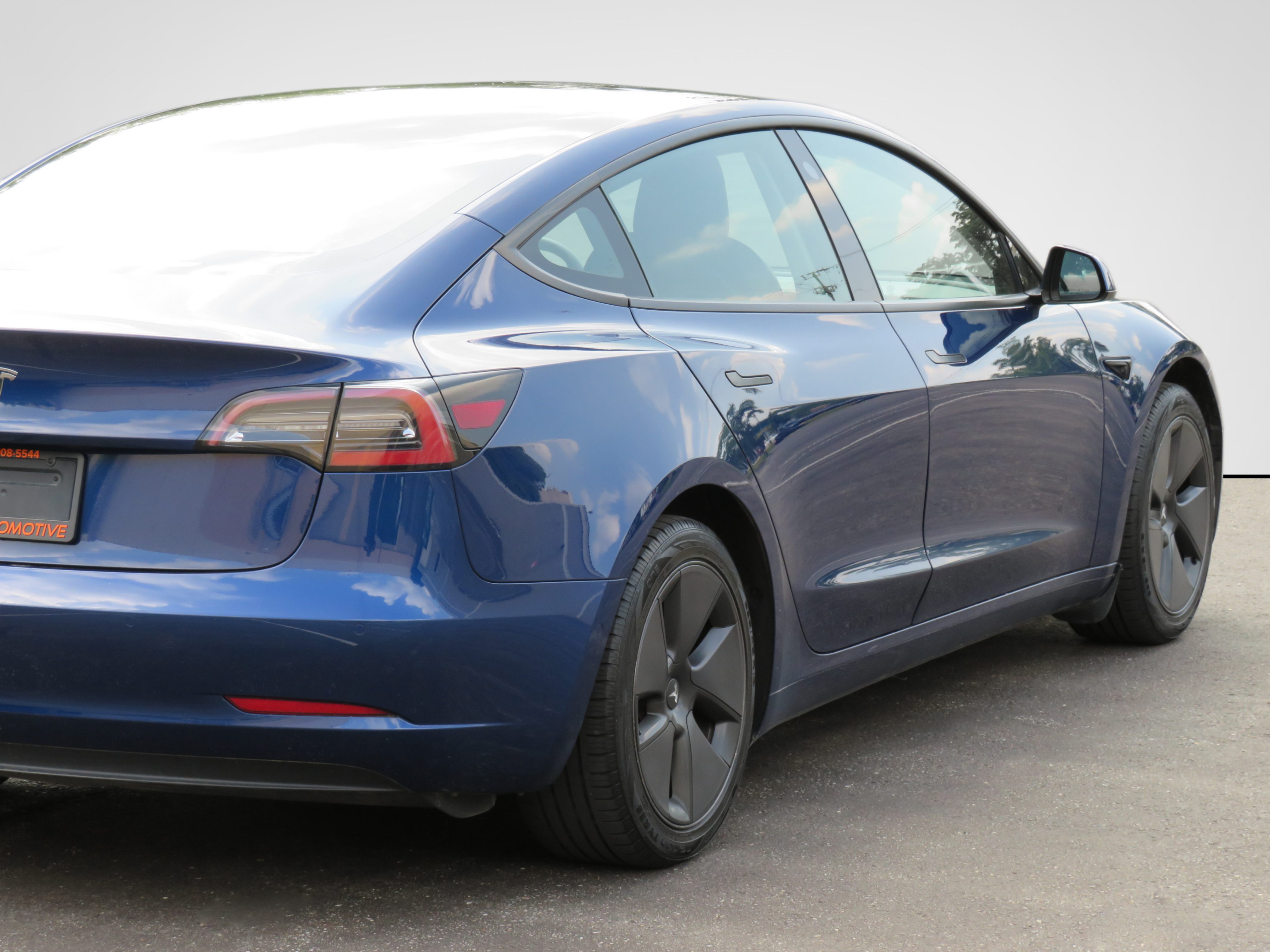 /laautomotive/2021-Tesla-Model3-22526071550514937.jpg
