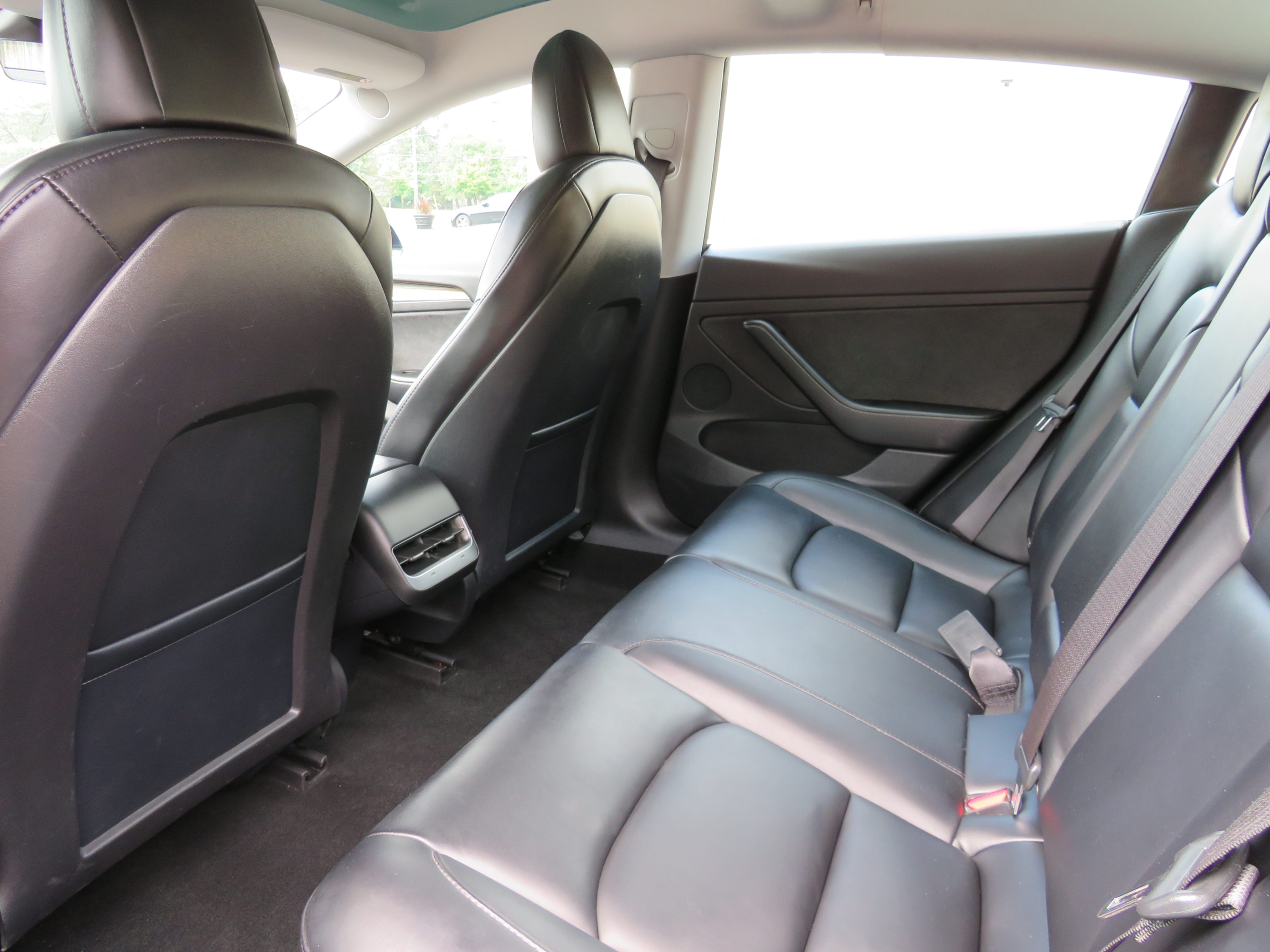 /laautomotive/2021-Tesla-Model3-340751240707613.jpg