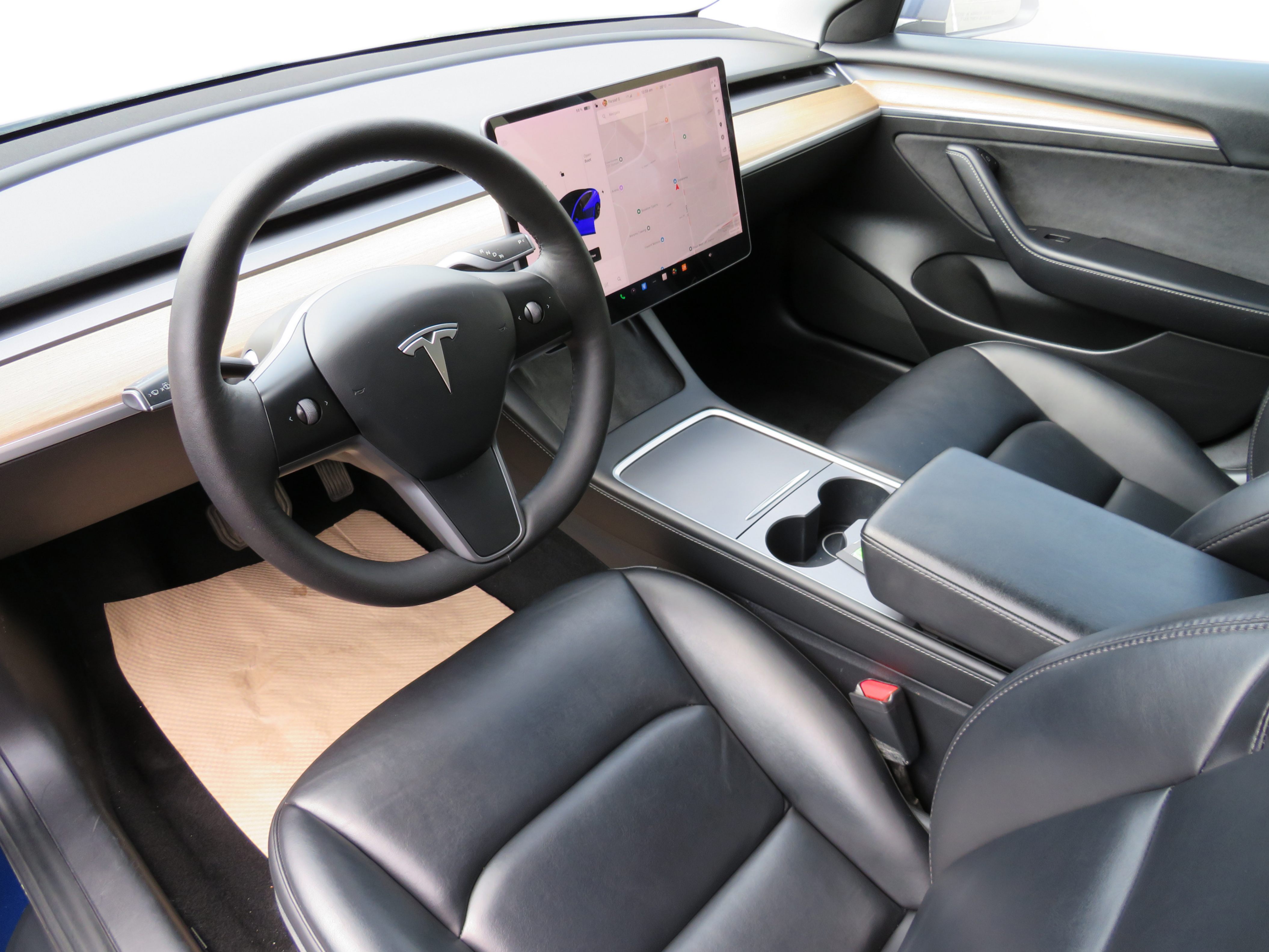 /laautomotive/2021-Tesla-Model3-3792111235133897.jpg