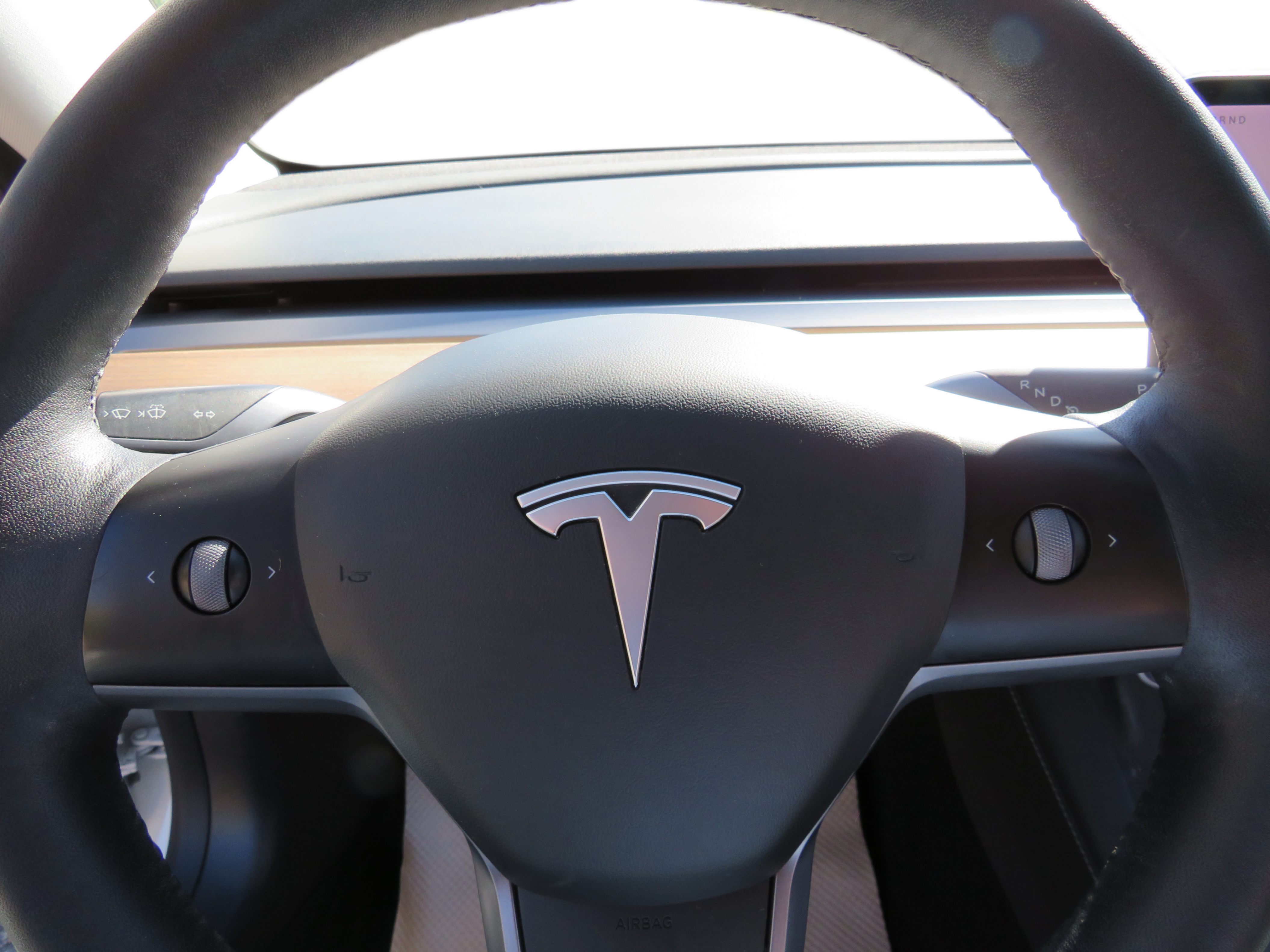 /laautomotive/2021-Tesla-Model3-8498326773602107.jpg
