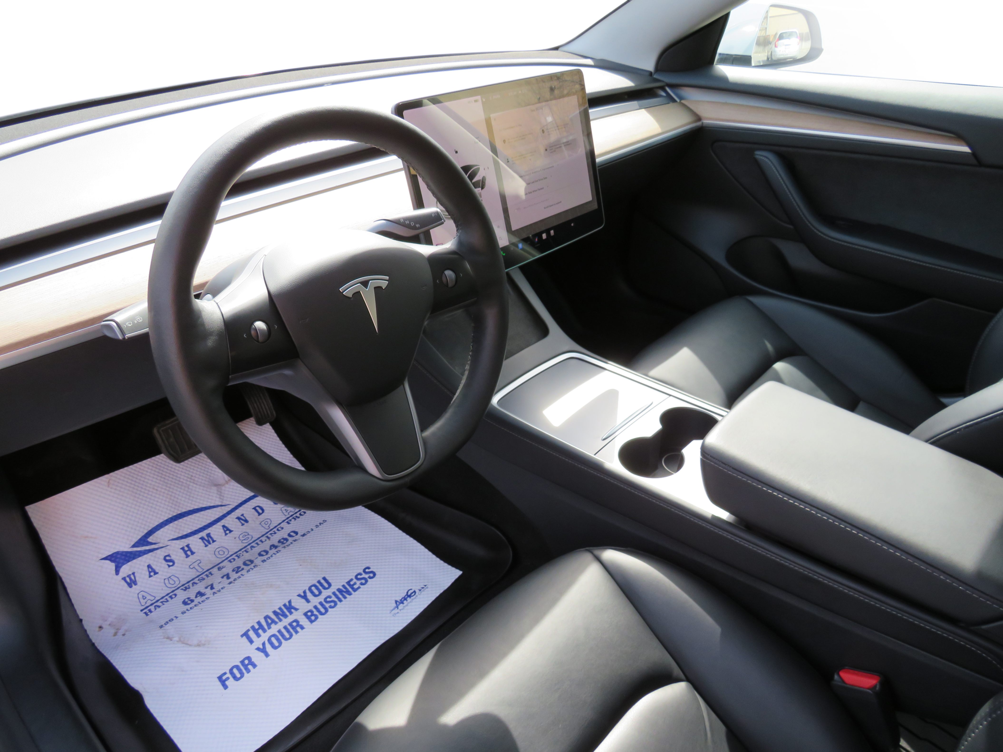 /laautomotive/2021-Tesla-Model3-8742164545806772.jpg