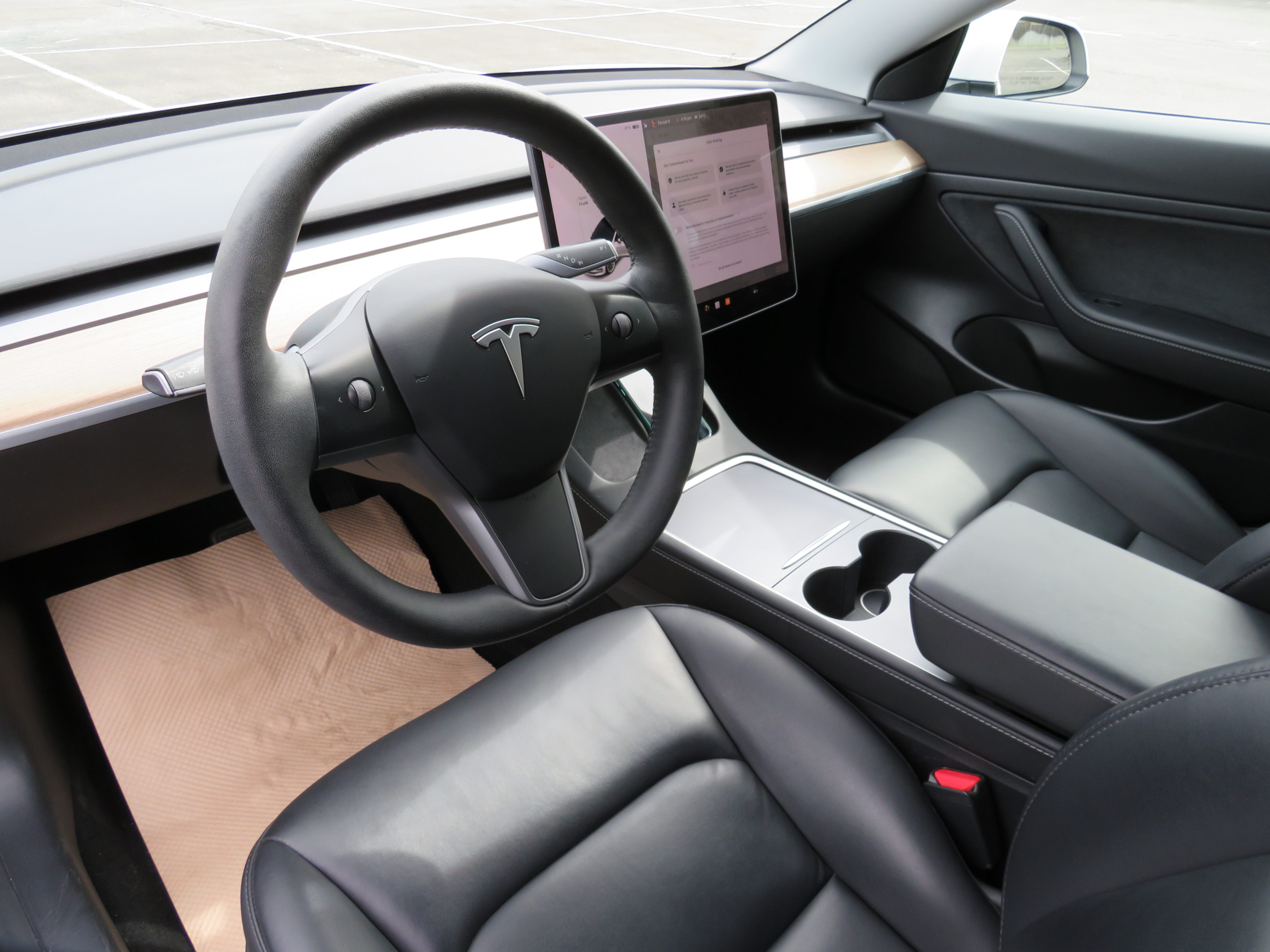 /laautomotive/2021-Tesla-Model3-9053099061414991.jpg