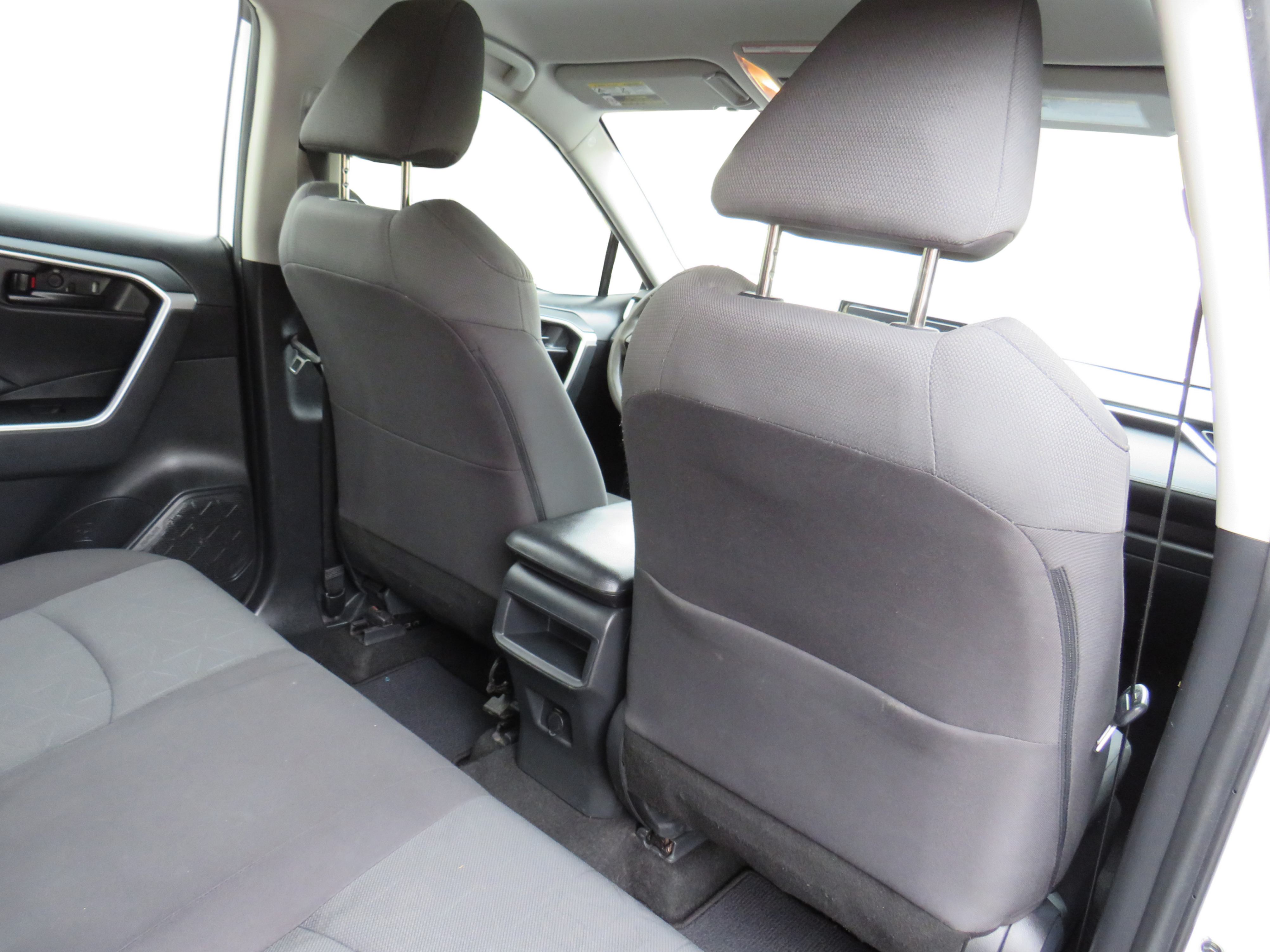 /laautomotive/2021-Toyota-RAV4-6109064739750849.jpg