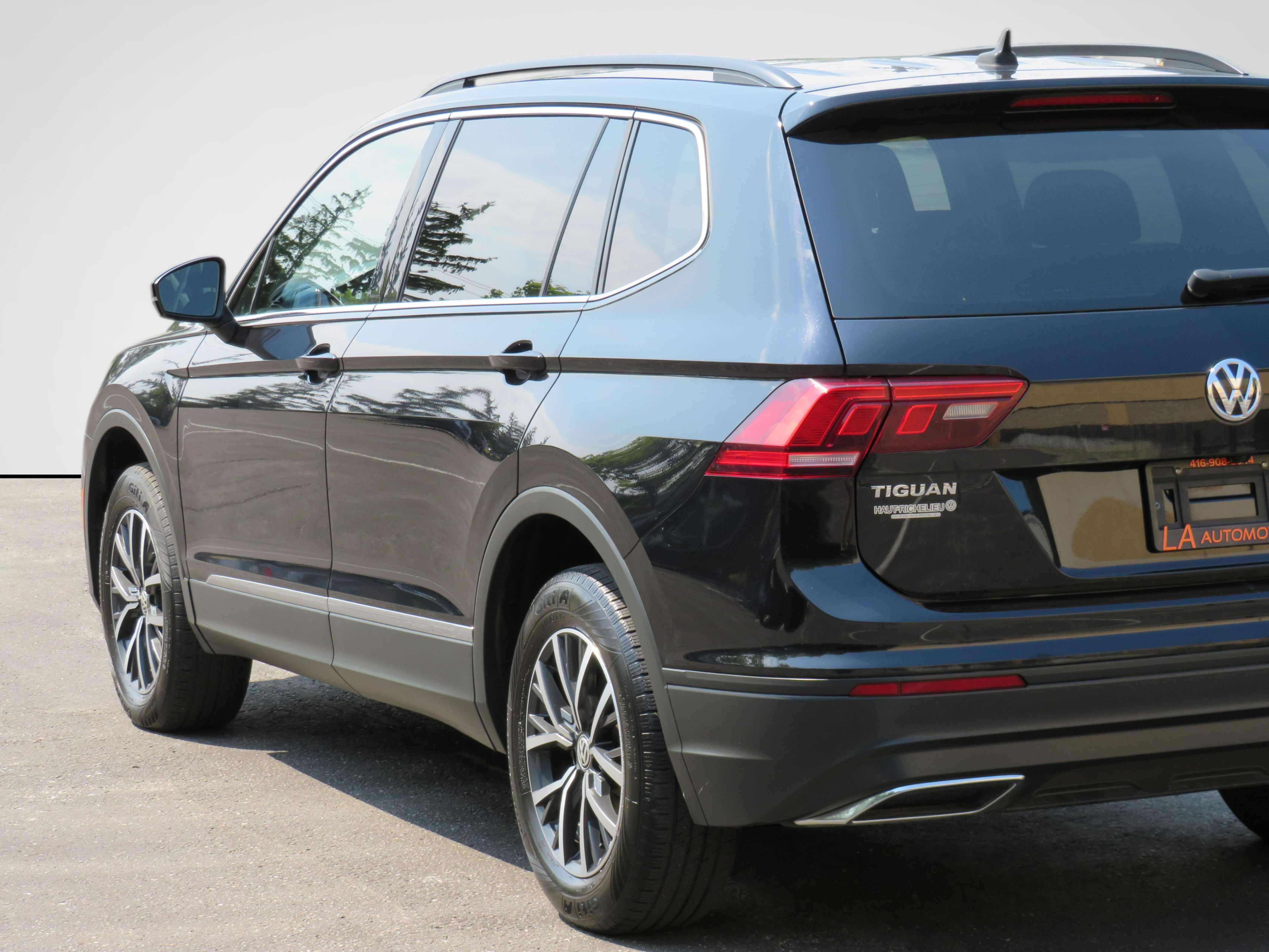 /laautomotive/2021-Volkswagen-Tiguan-11031928460926199.jpg