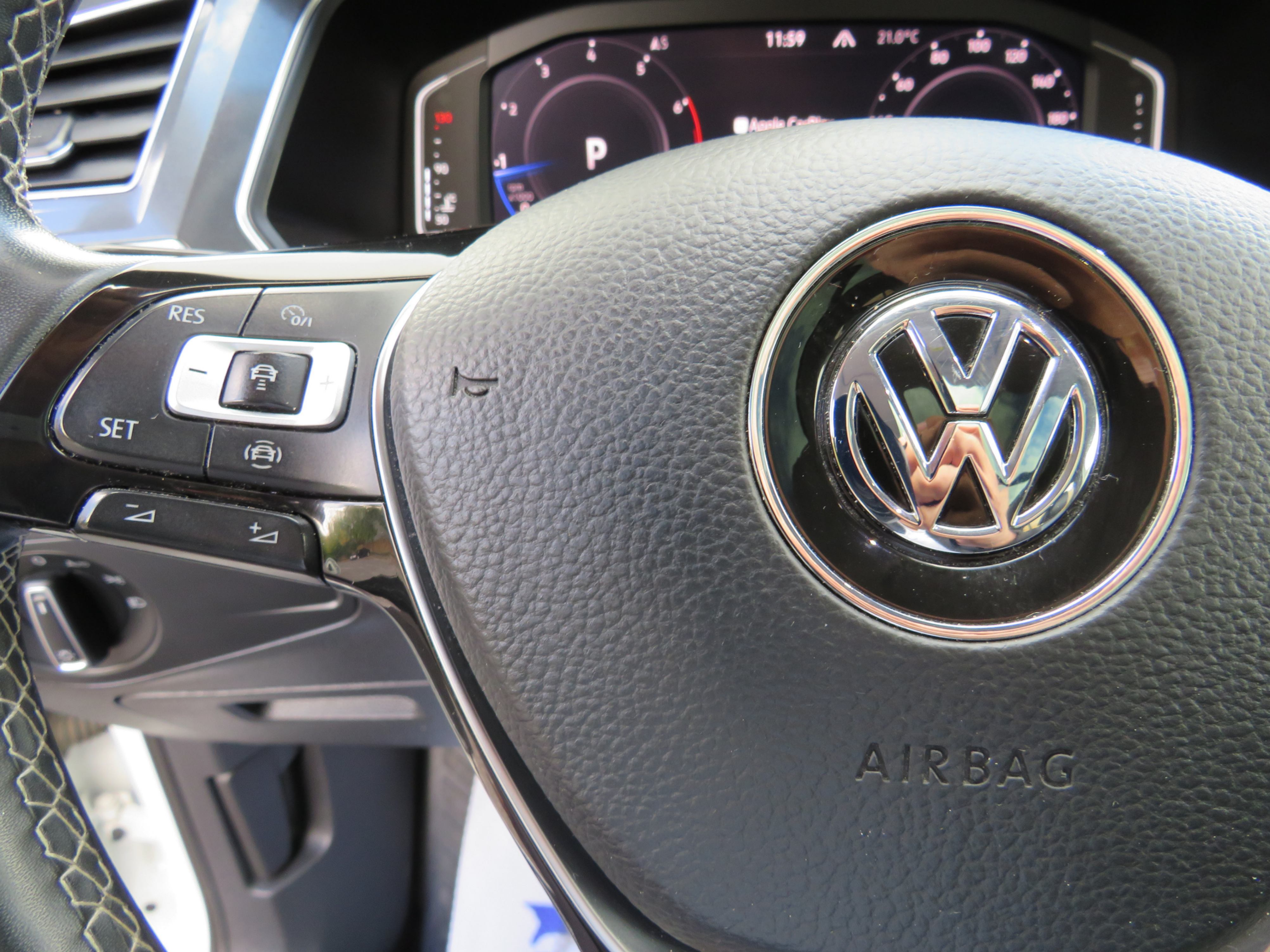 /laautomotive/2021-Volkswagen-Tiguan-45200142076322036.jpg