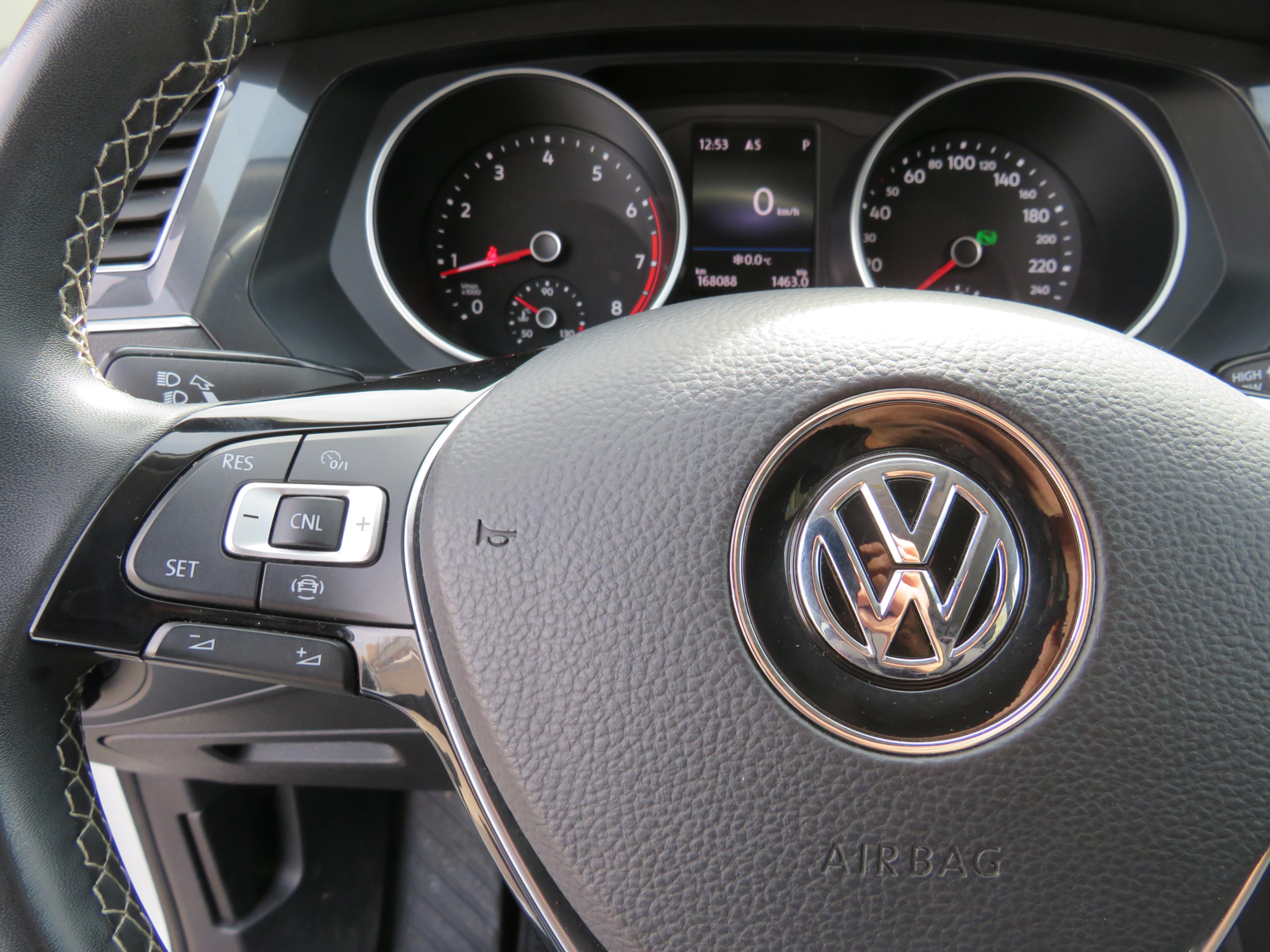 /laautomotive/2021-Volkswagen-Tiguan-5559257406886562.jpg
