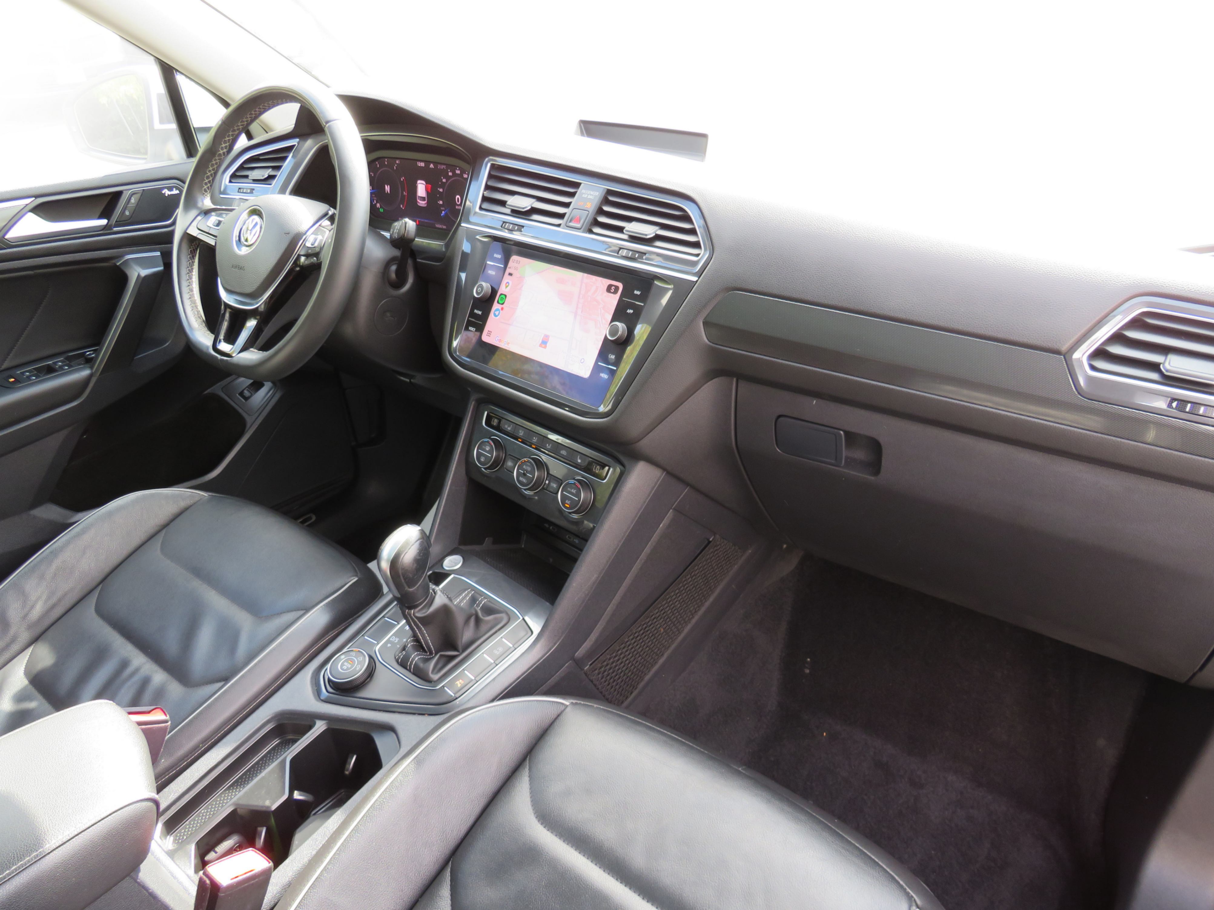 /laautomotive/2021-Volkswagen-Tiguan-8252042261040575.jpg