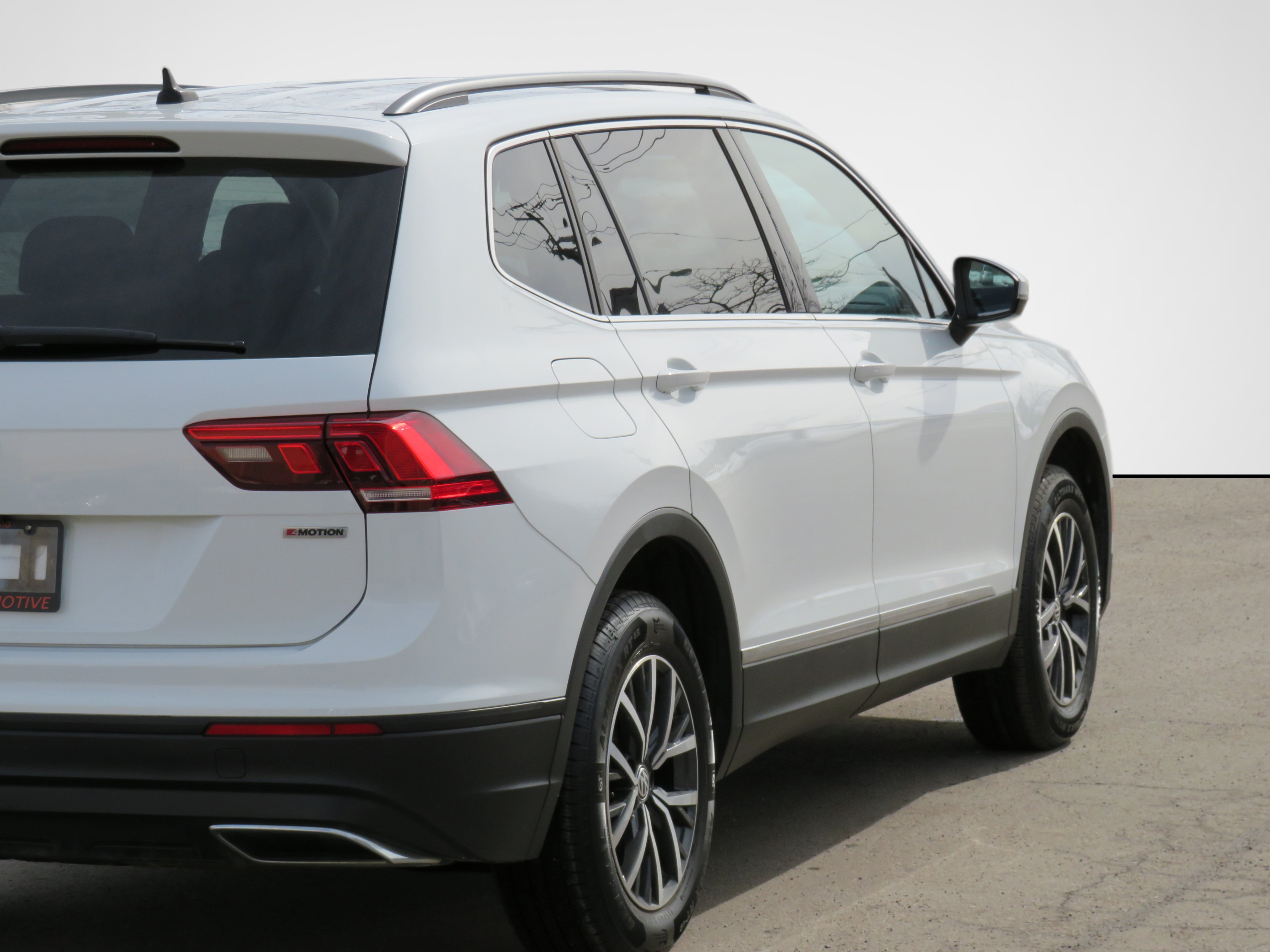 /laautomotive/2021-Volkswagen-Tiguan-8265568365485525.jpg