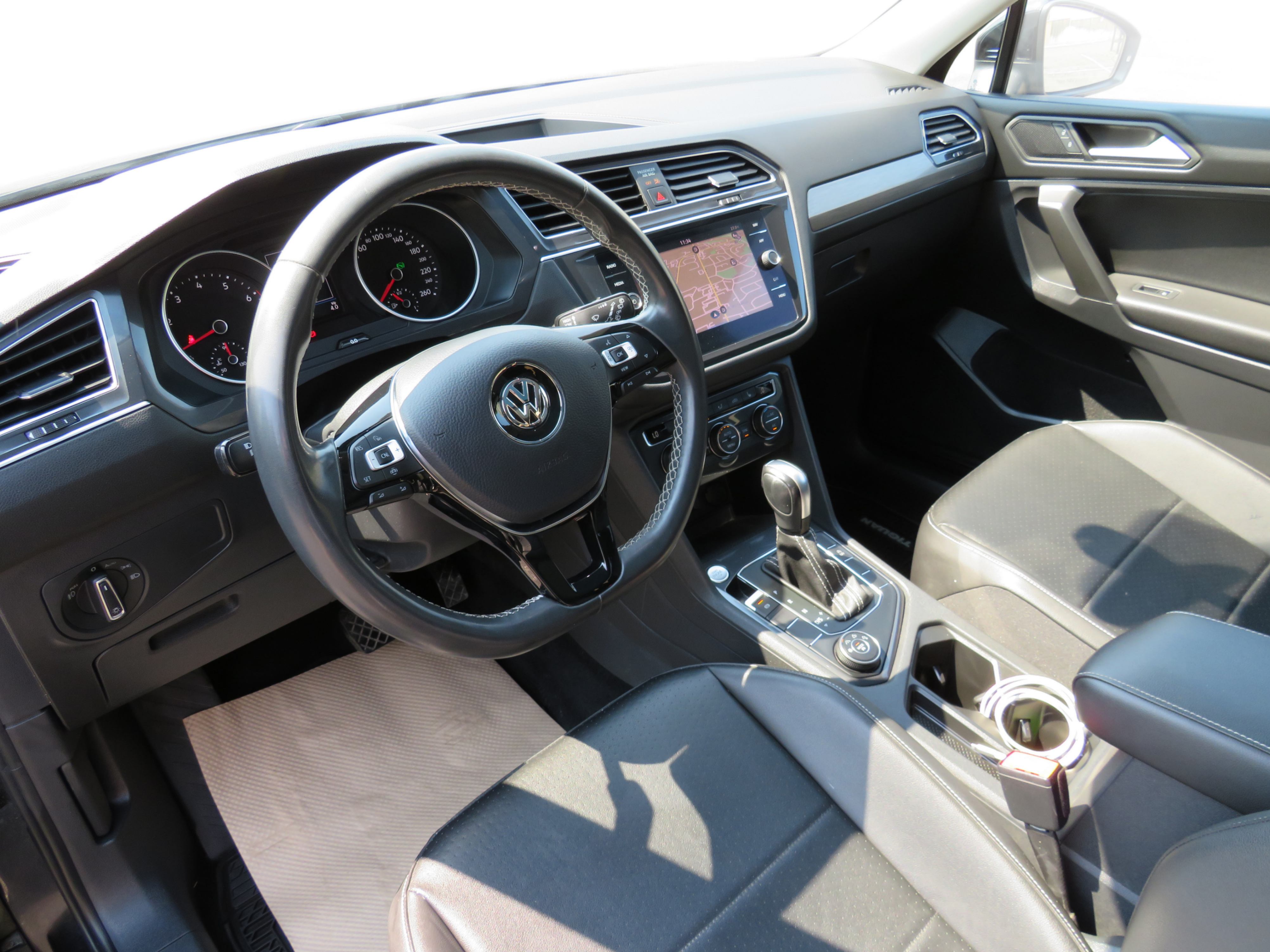 /laautomotive/2021-Volkswagen-Tiguan-8968310478500601.jpg