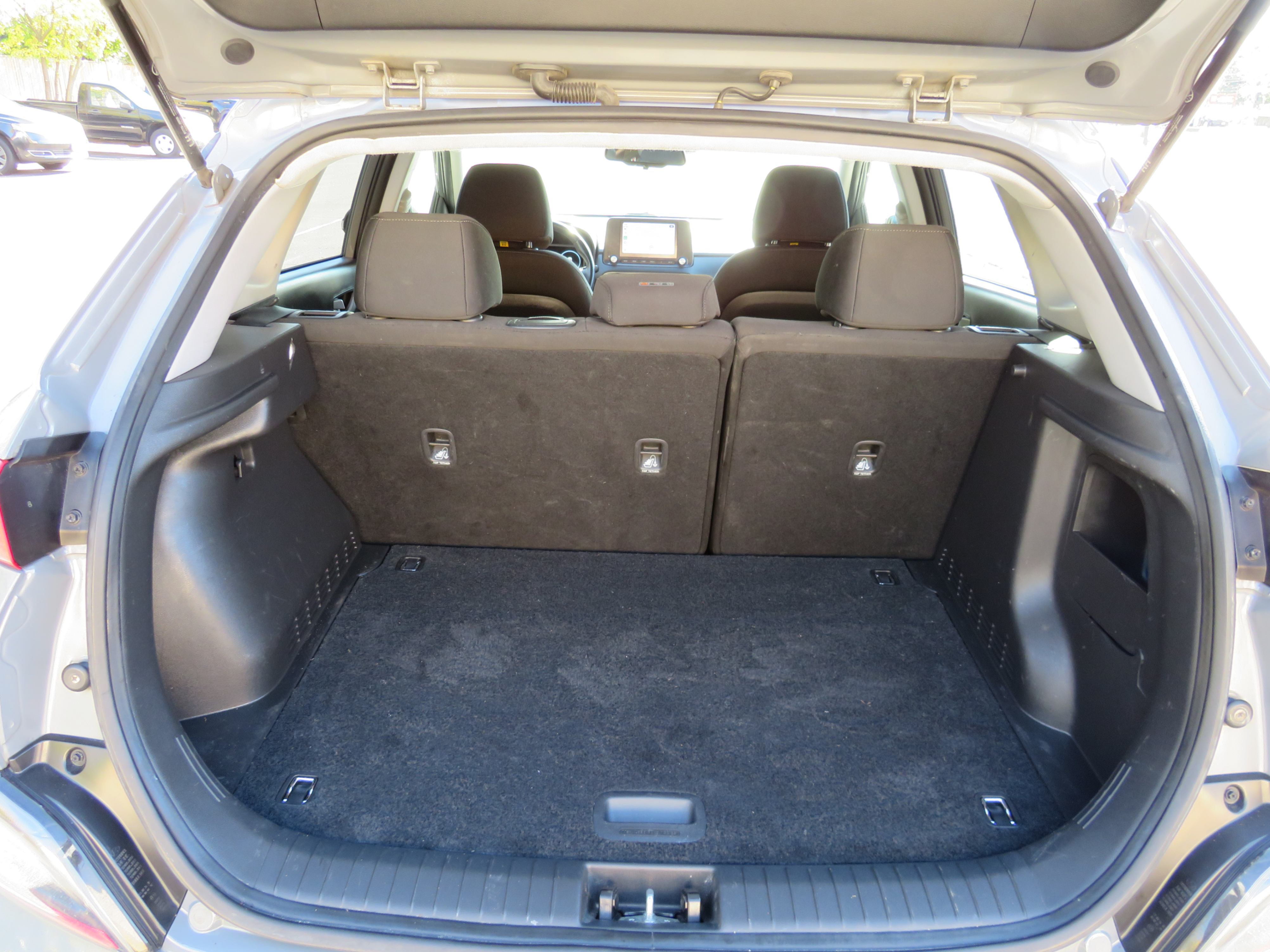 /laautomotive/2022-Hyundai-KonaElectric-3937506765107486.jpg