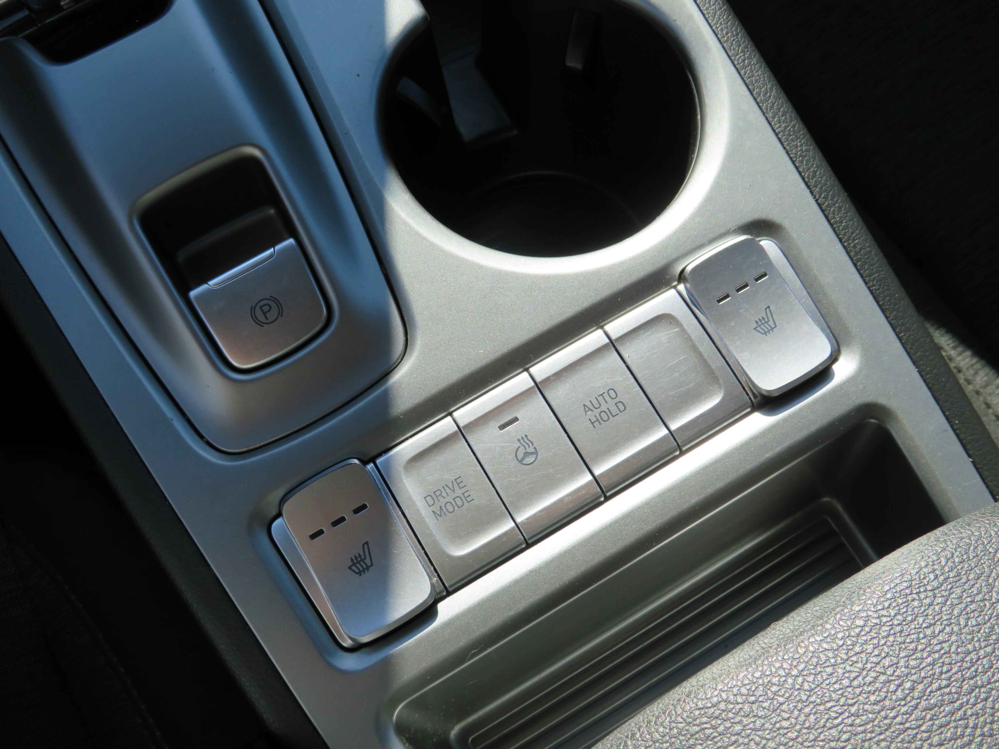 /laautomotive/2022-Hyundai-KonaElectric-9120836732712556.jpg