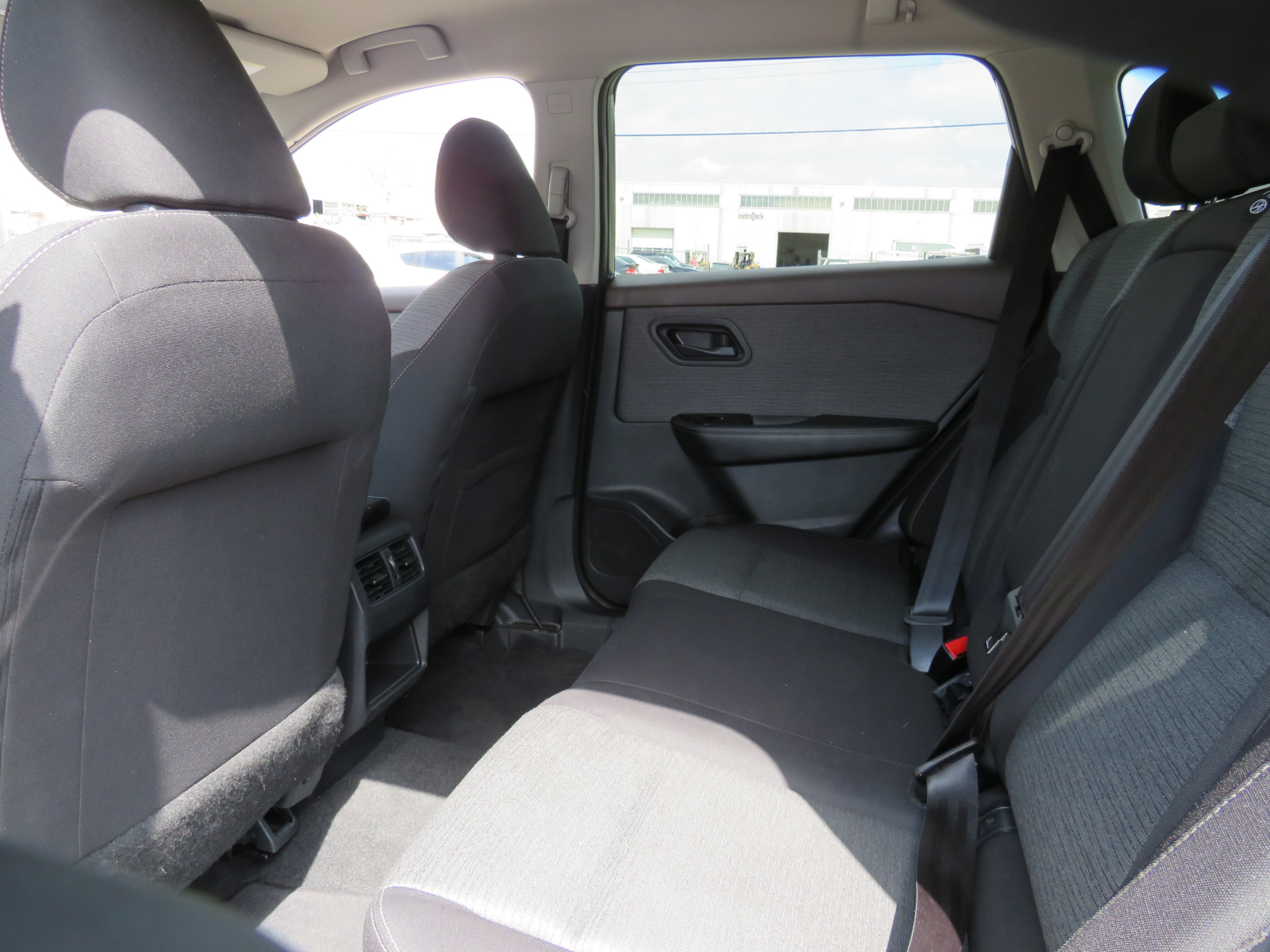 /laautomotive/2022-Nissan-Rogue-4458485505469647.jpg