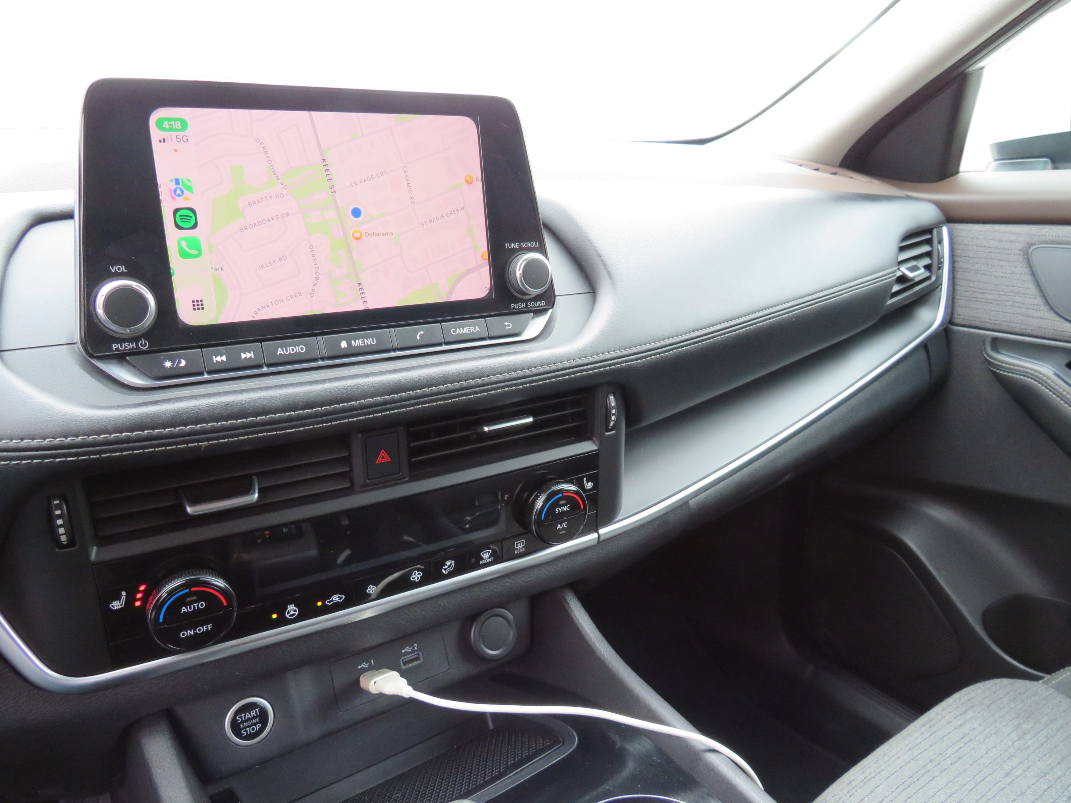 /laautomotive/2022-Nissan-Rogue-6825358384147409.jpg