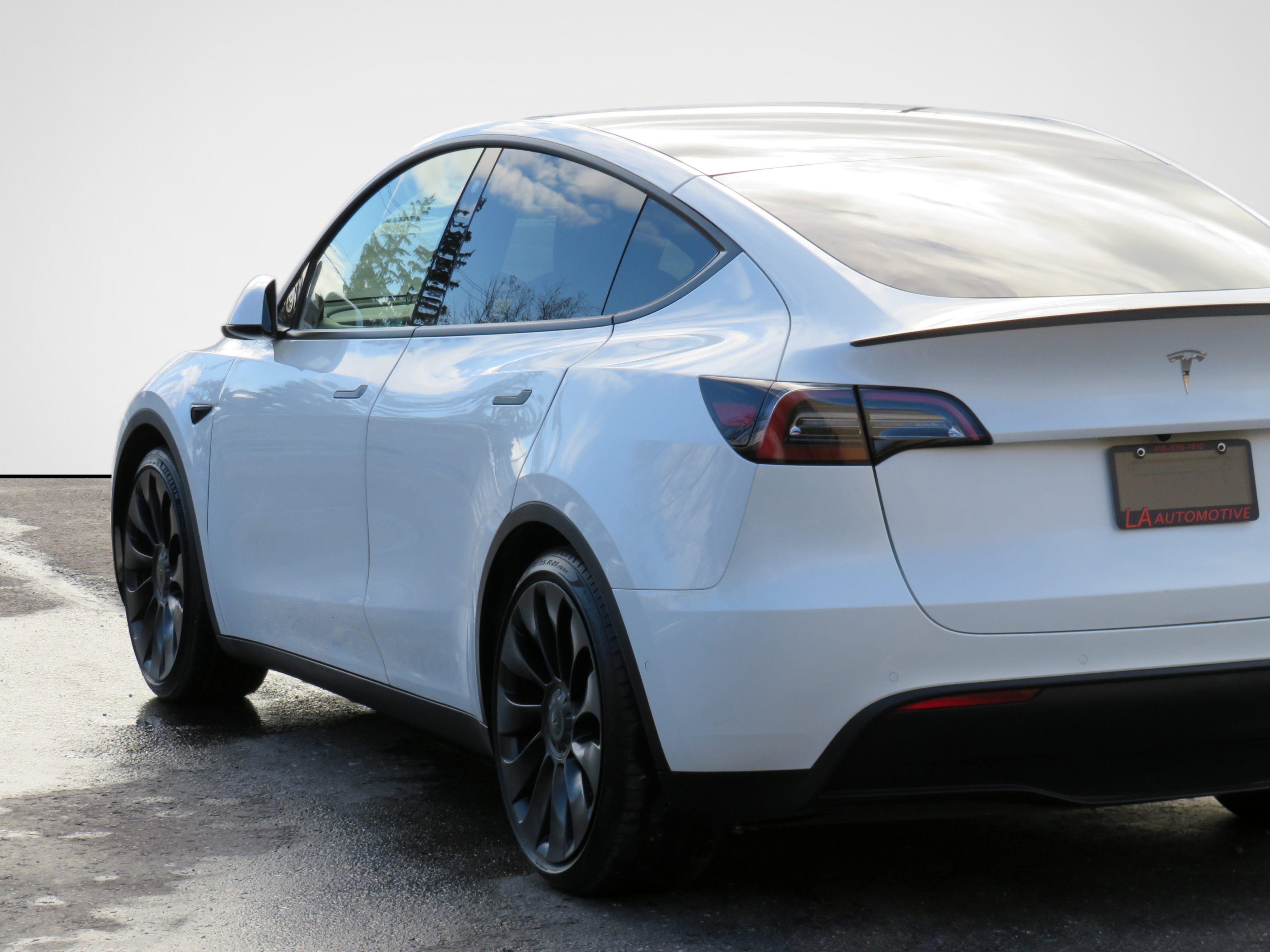 /laautomotive/2022-Tesla-ModelY-27002349933725367.jpg