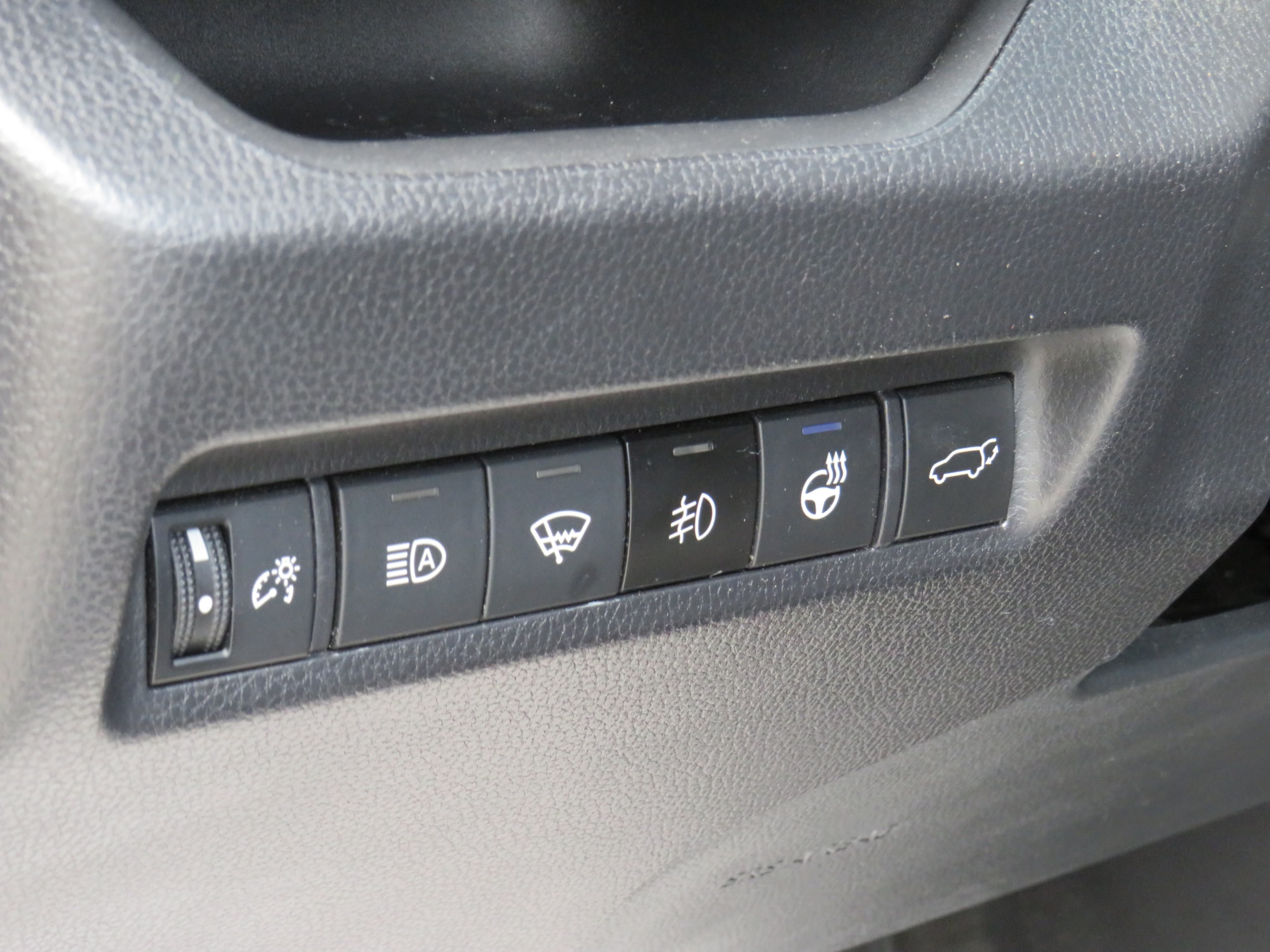 /laautomotive/2022-Toyota-RAV4-11617838762343924.jpg