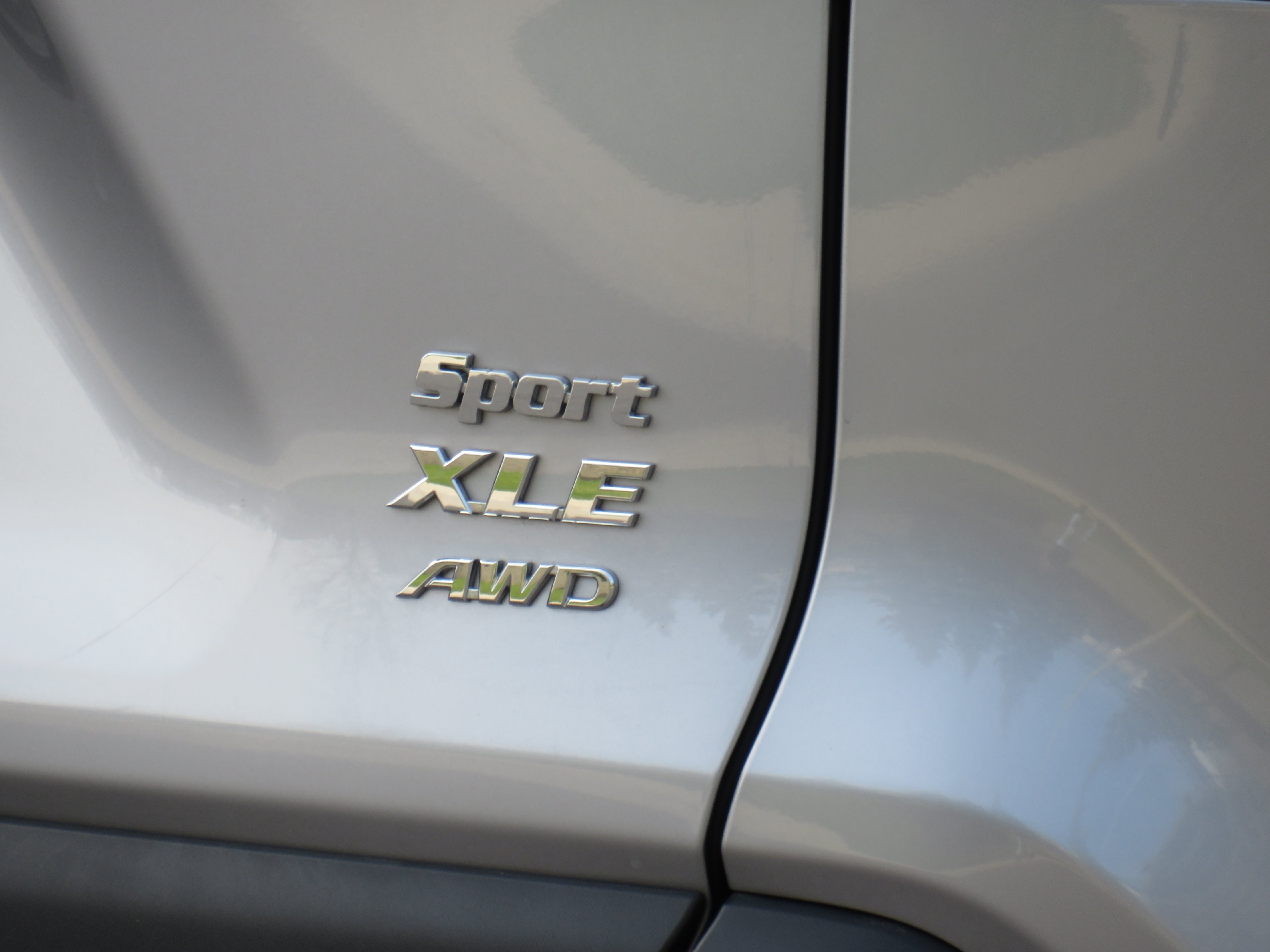 /laautomotive/2022-Toyota-RAV4-21545642979574042.jpg