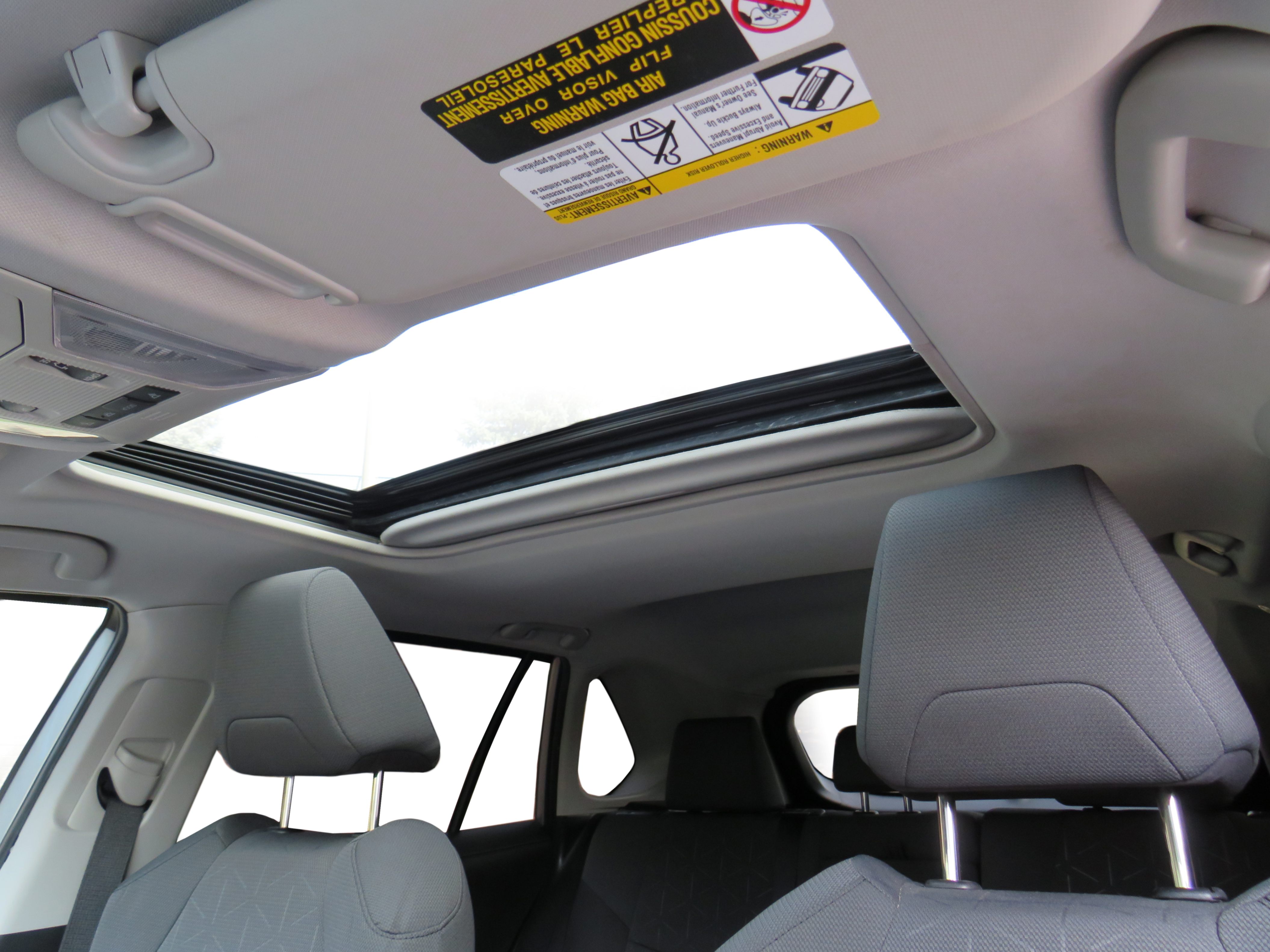 /laautomotive/2022-Toyota-RAV4-2667572421085338.jpg