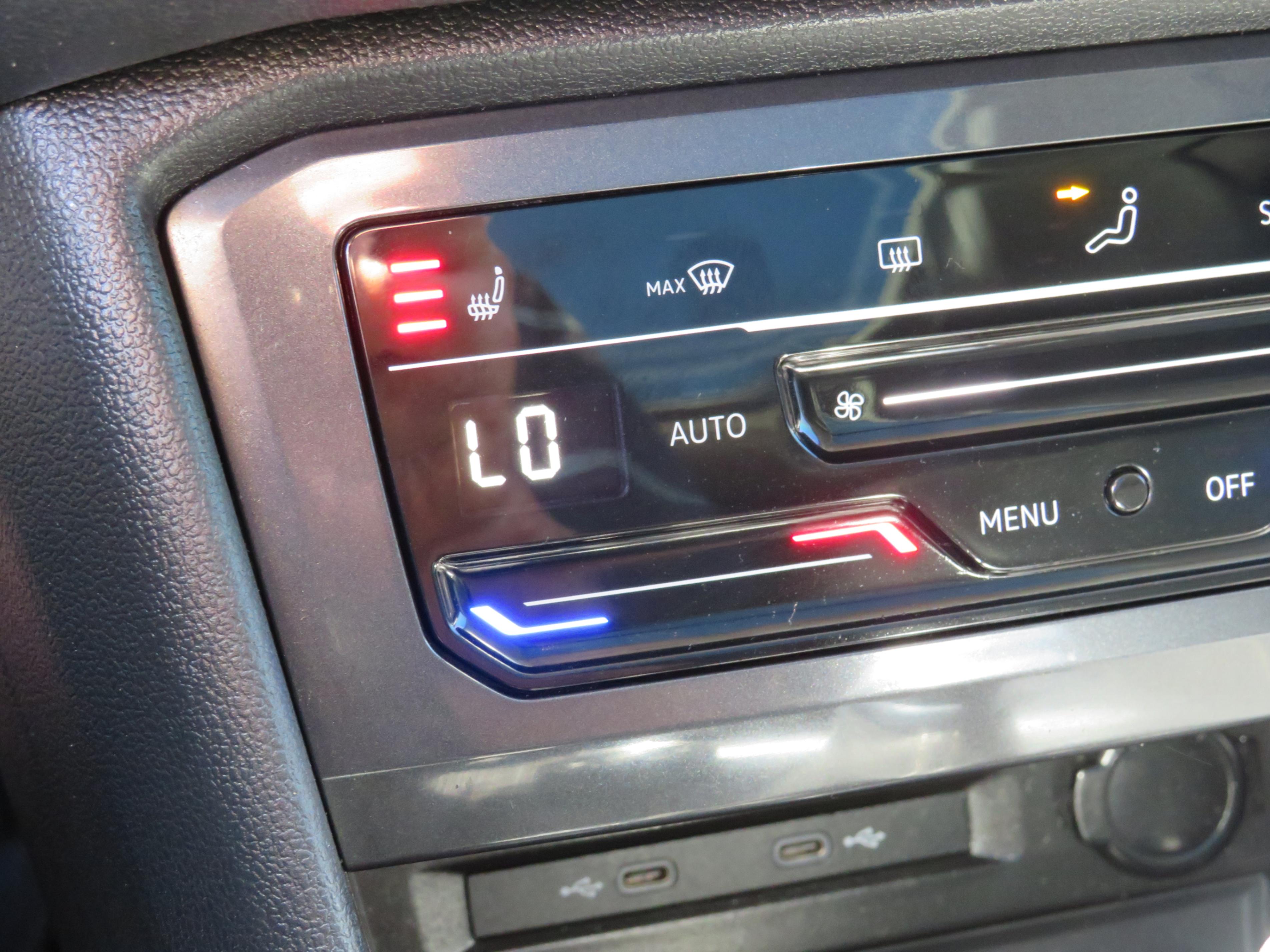 /laautomotive/2022-Volkswagen-Tiguan-0065396844882499305.jpg