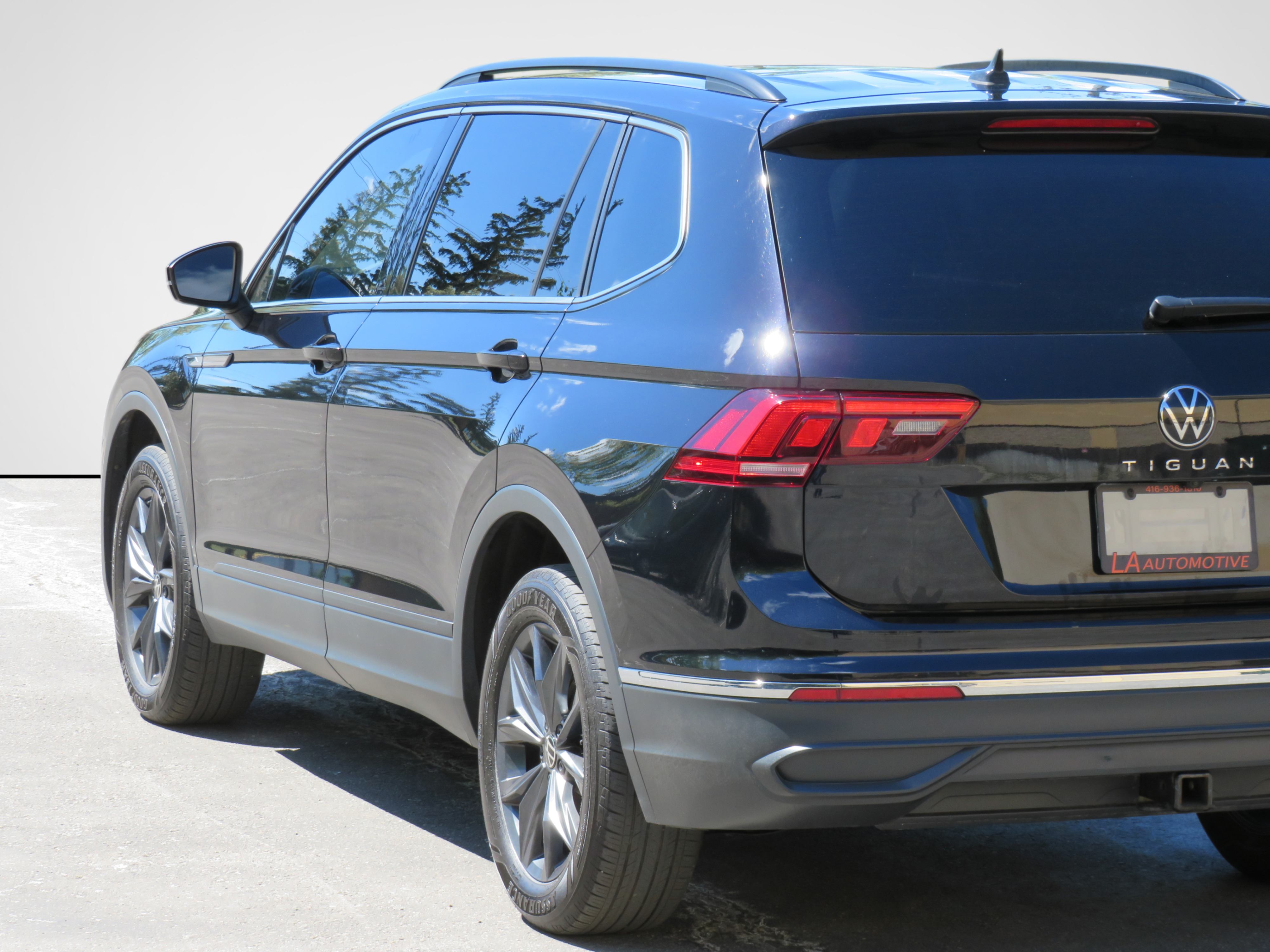 /laautomotive/2022-Volkswagen-Tiguan-25973667543604395.jpg