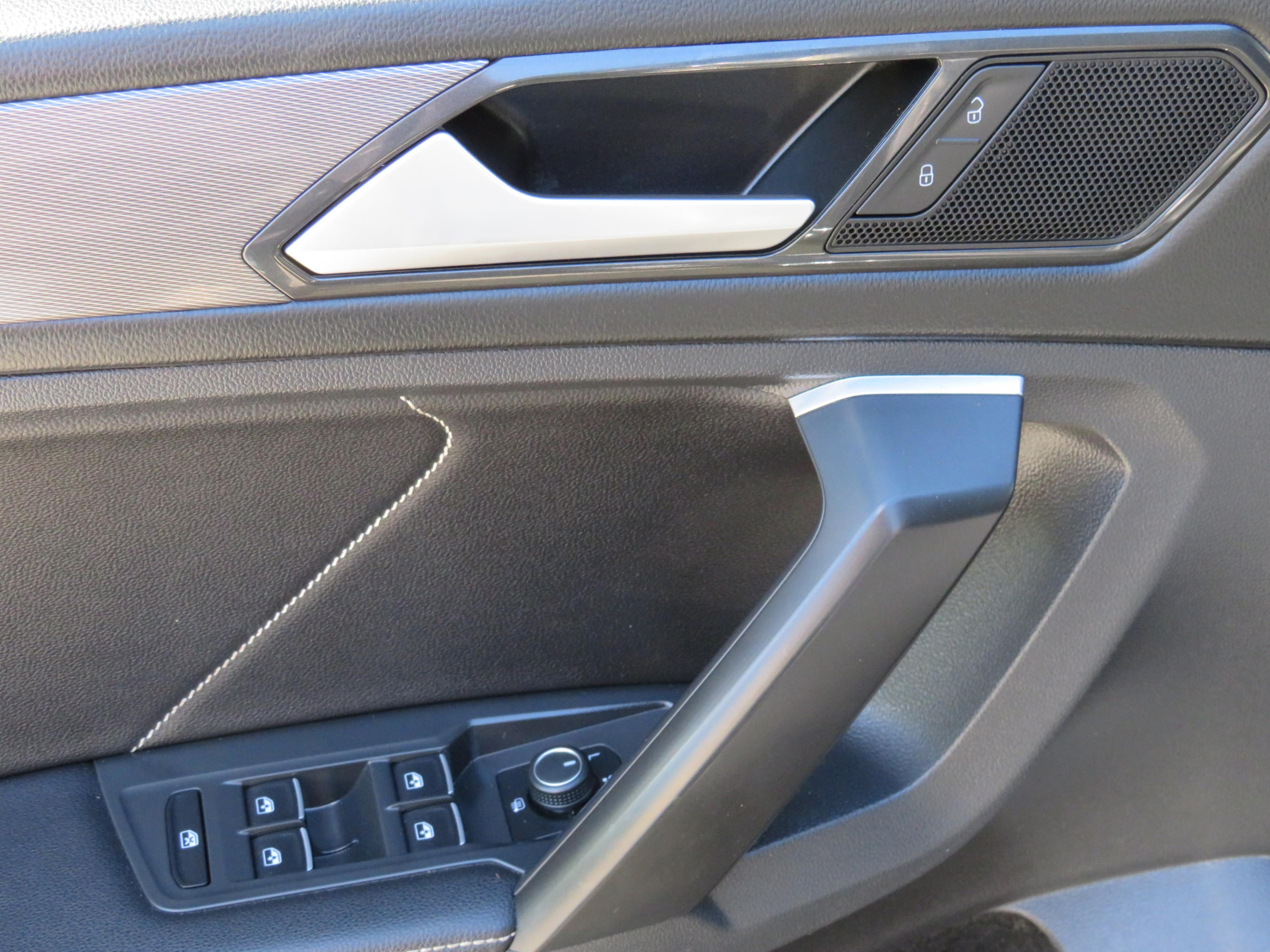 /laautomotive/2022-Volkswagen-Tiguan-9967190336490079.jpg