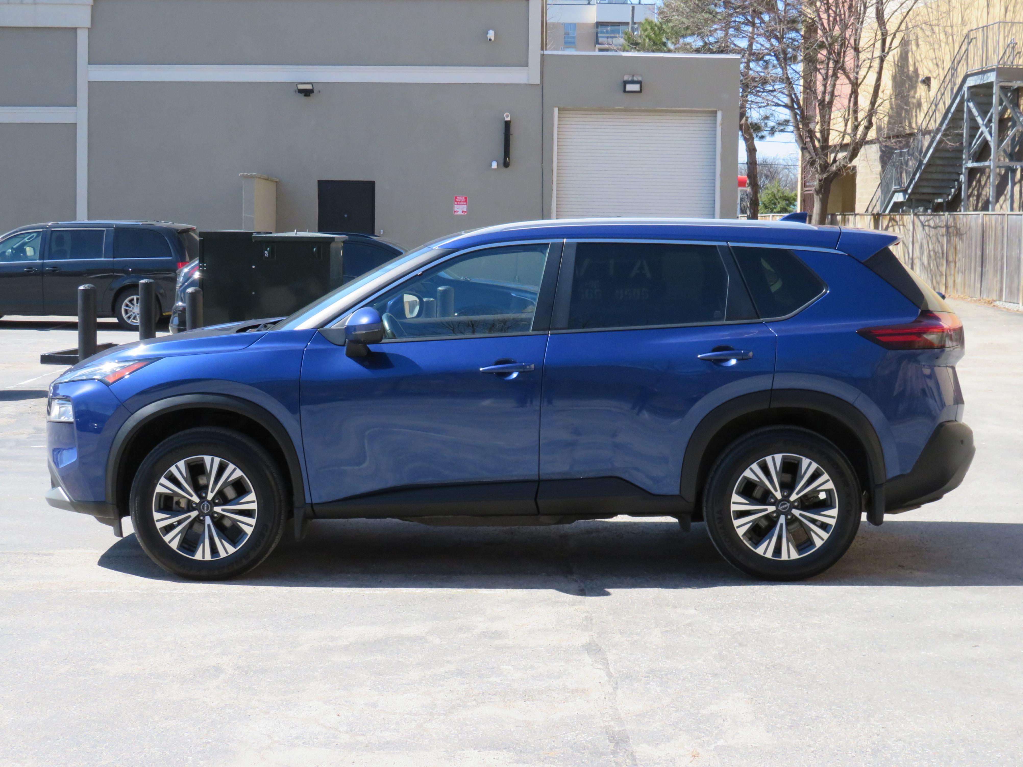 /laautomotive/2023-Nissan-Rogue-20932016688642063.jpg