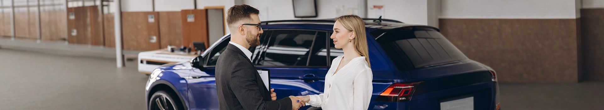https://image123.azureedge.net/legacymotors/006061043404151478-finance-department.webp