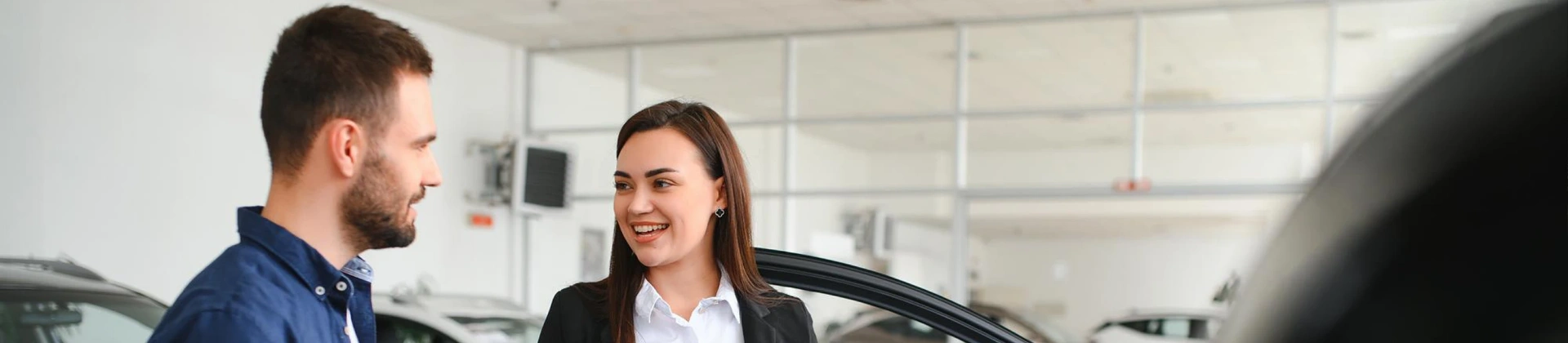 https://image123.azureedge.net/medallionmotors1/5005367126239624-finance_department.webp