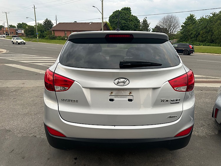 /mominautosales/2013-Hyundai-Tucson-41276967967213296.jpg