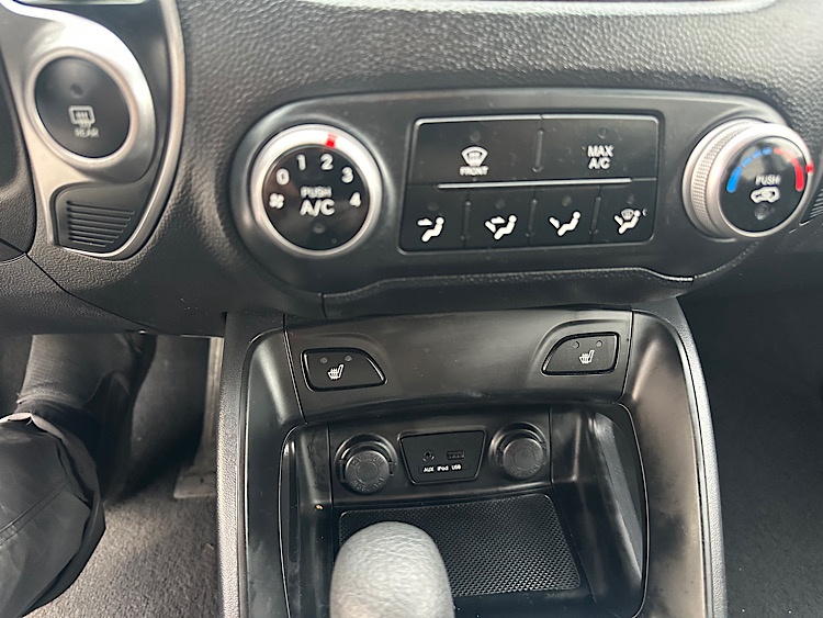 /mominautosales/2013-Hyundai-Tucson-7427357384957345.jpg