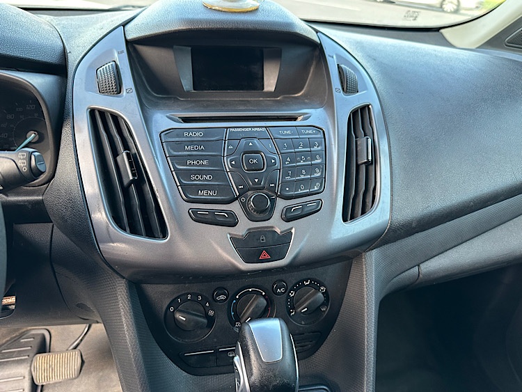/mominautosales/2014-Ford-TransitConnect-2955302153653496.jpg