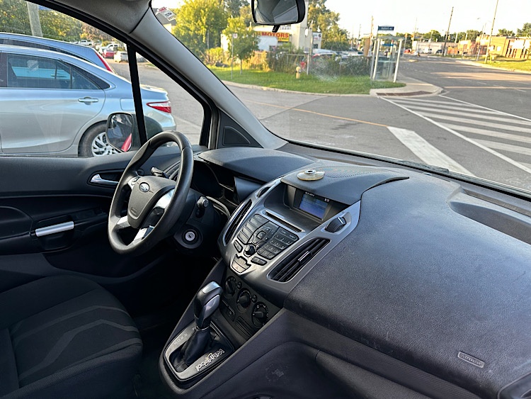 /mominautosales/2014-Ford-TransitConnect-958443327657206.jpg