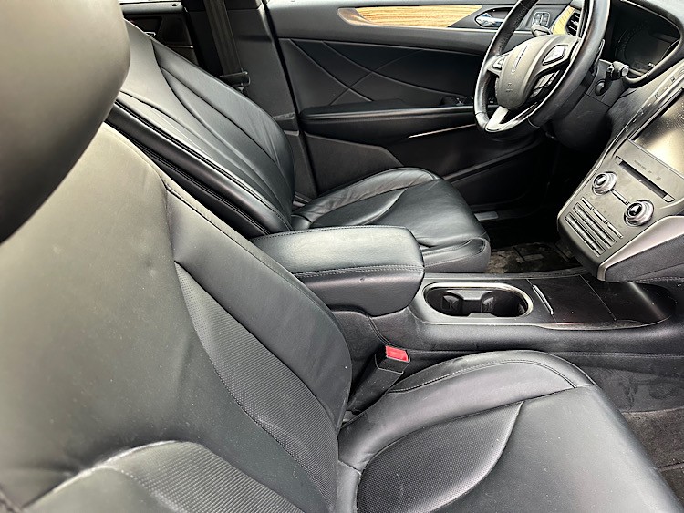 /mominautosales/2015-Lincoln-MKC-2665374547100796.jpg