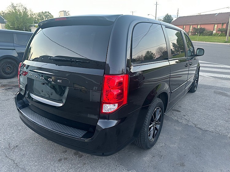/mominautosales/2016-Dodge-GrandCaravan-0735286838878928.jpg