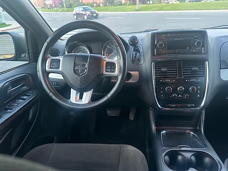 /mominautosales/2016-Dodge-GrandCaravan-9646076800709269.jpg